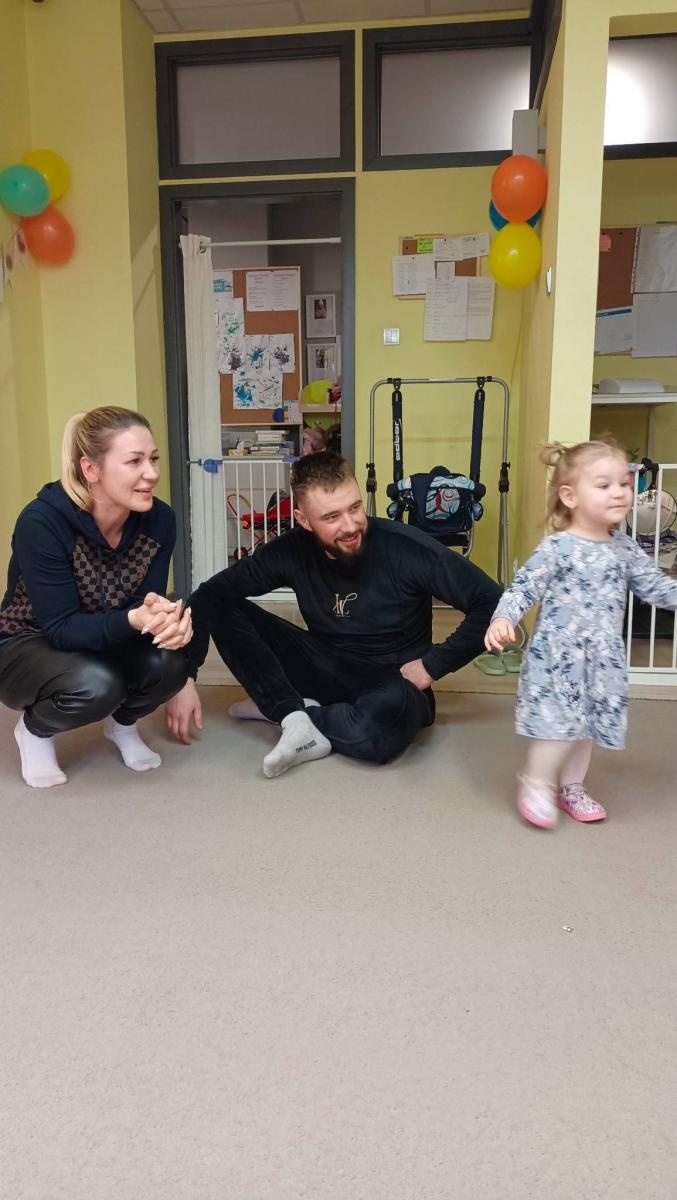 Zdjęcie w galerii na portalu naszraciborz.pl: Rodziny z Dziupli otworzyły serce dla Leona wiadomości z regionu