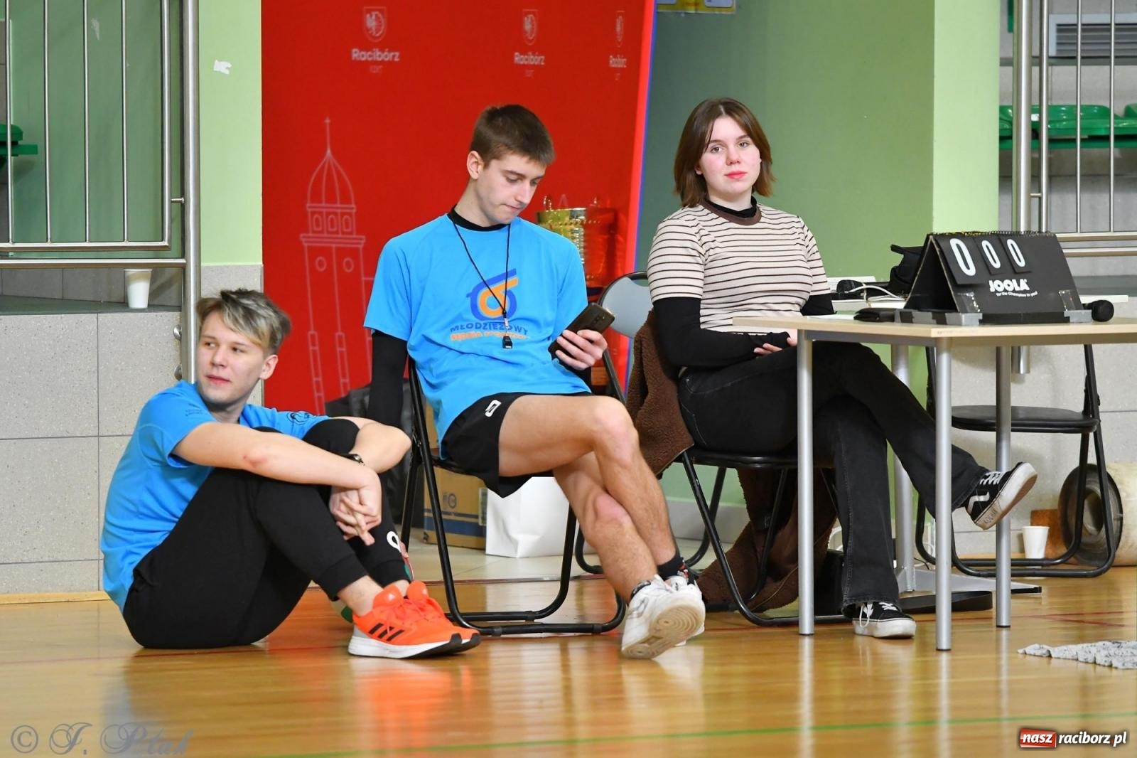 Zdjęcie w galerii na portalu naszraciborz.pl: Tokai Cobex triumfatorem siatkarskiego turnieju o puchar prezydenta wiadomości z regionu