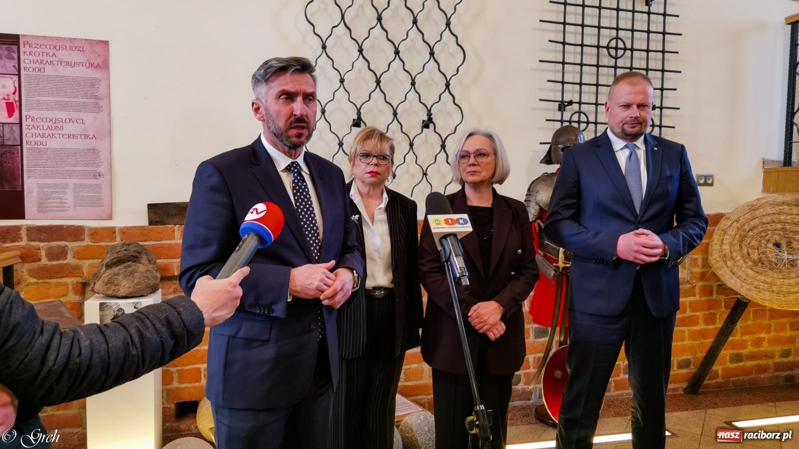 Zdjęcie w galerii na portalu naszraciborz.pl: Akcja #TuJestPrzyszłość. Briefing prasowy na Zamku Piastowskim [WIDEO] wiadomości z regionu
