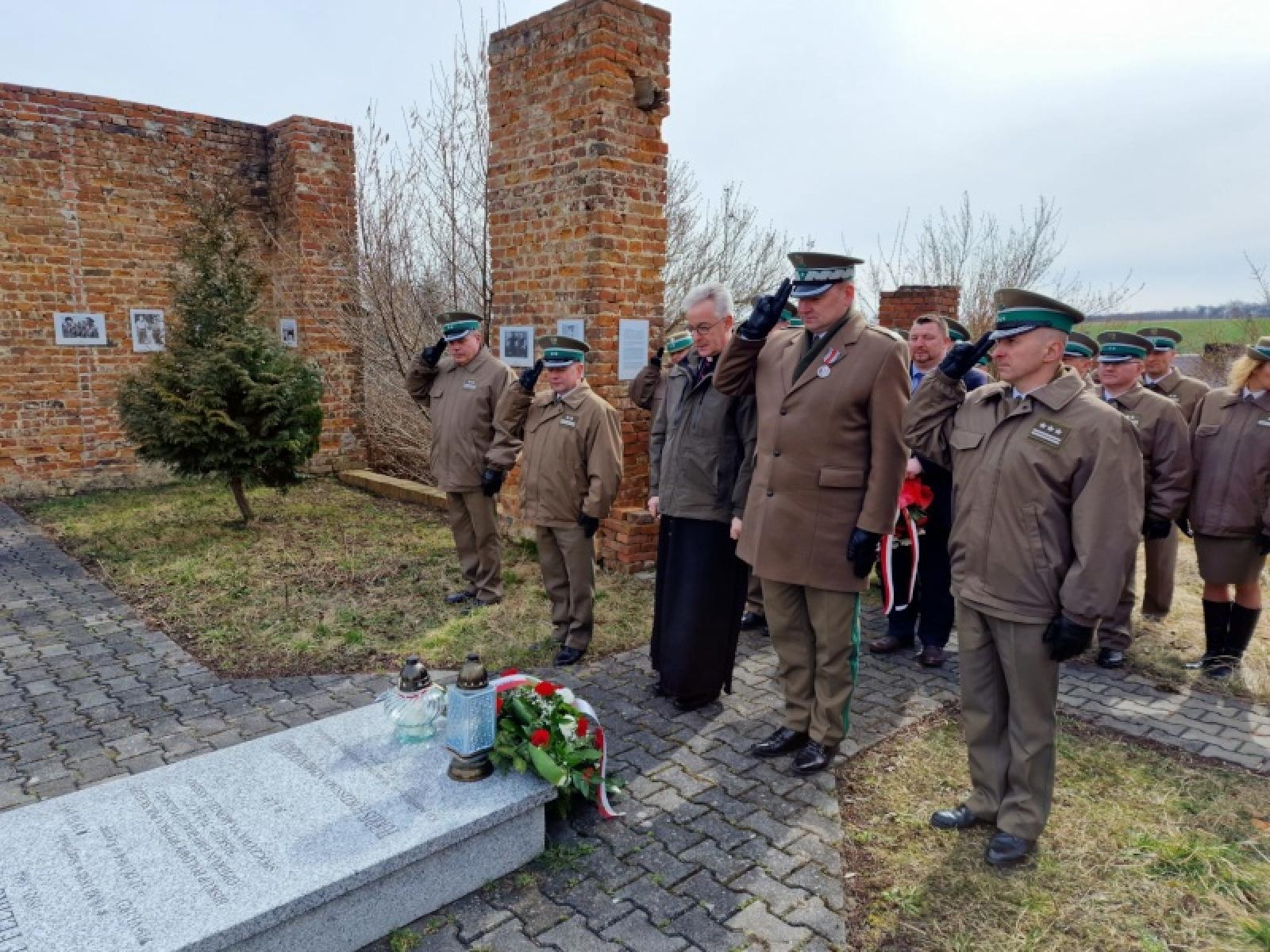 Zdjęcie w galerii na portalu naszraciborz.pl: 90. rocznica sakry biskupiej gen. dyw. Józefa Gawliny Biskupa Polowego Wojska Polskiego wiadomości z regionu