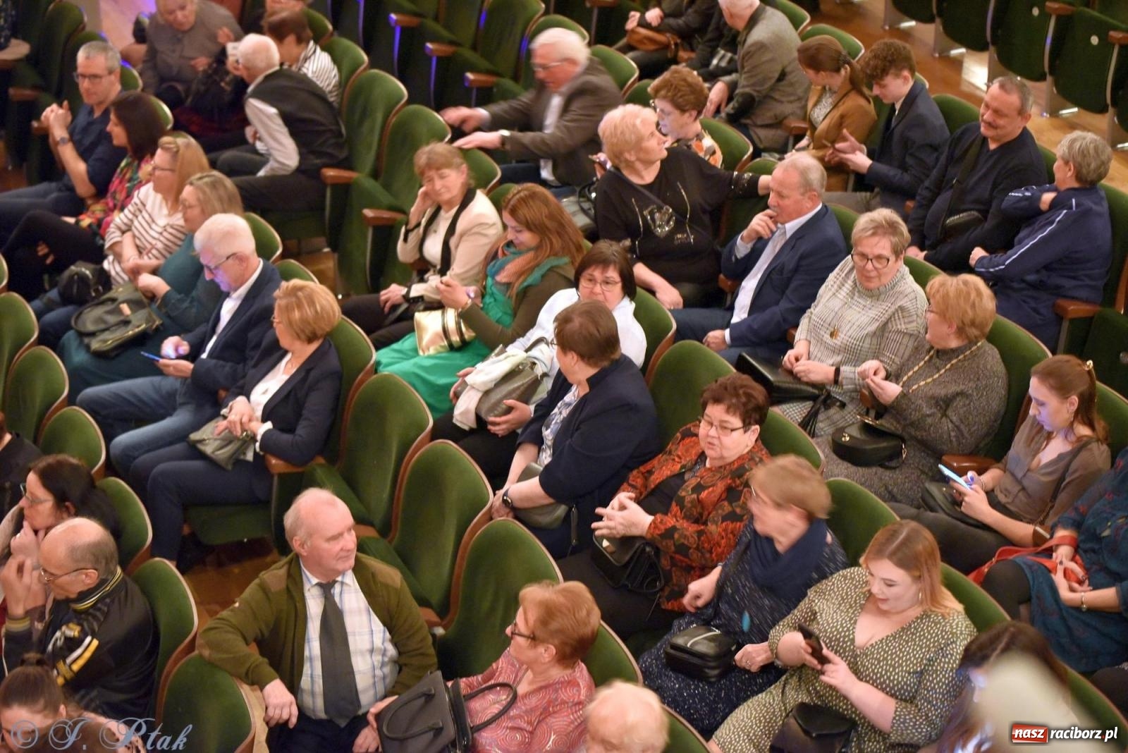 Zdjęcie w galerii na portalu naszraciborz.pl: Wielka Gala Operetkowa w RCK [FOTO i WIDEO] wiadomości z regionu