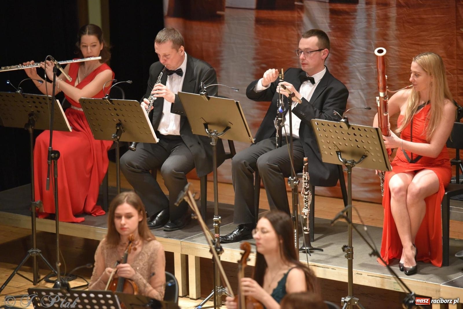 Zdjęcie w galerii na portalu naszraciborz.pl: Wielka Gala Operetkowa w RCK [FOTO i WIDEO] wiadomości z regionu