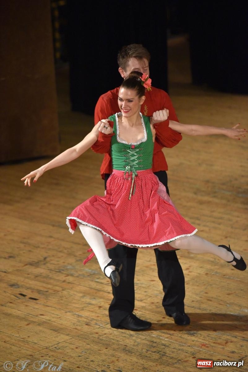 Zdjęcie w galerii na portalu naszraciborz.pl: Wielka Gala Operetkowa w RCK [FOTO i WIDEO] wiadomości z regionu