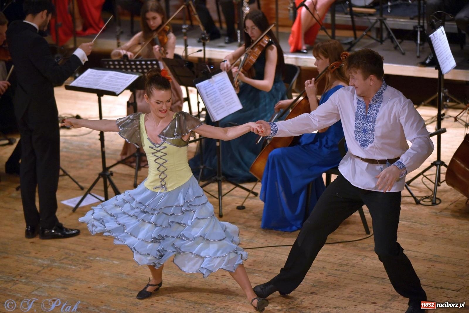 Zdjęcie w galerii na portalu naszraciborz.pl: Wielka Gala Operetkowa w RCK [FOTO i WIDEO] wiadomości z regionu