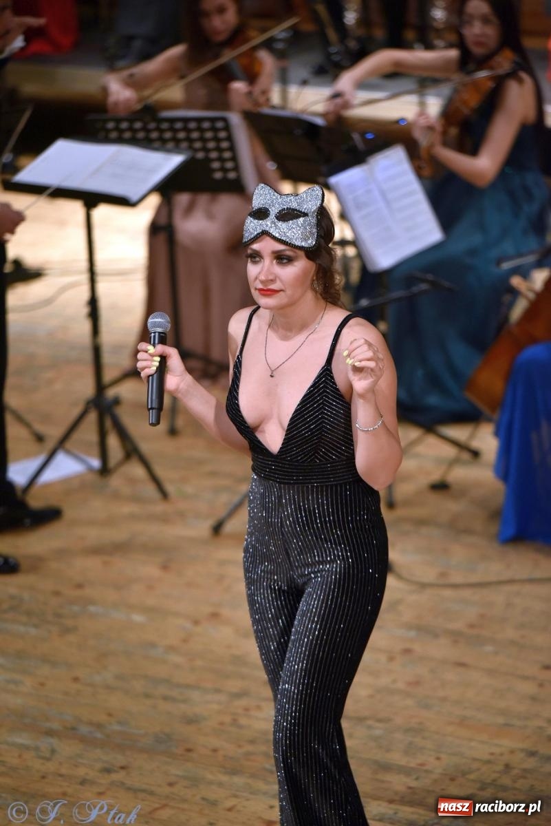 Zdjęcie w galerii na portalu naszraciborz.pl: Wielka Gala Operetkowa w RCK [FOTO i WIDEO] wiadomości z regionu