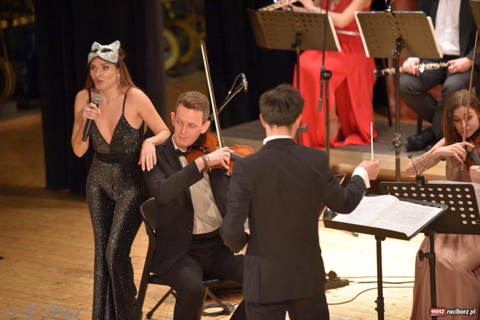 Zdjęcie w galerii na portalu naszraciborz.pl: Wielka Gala Operetkowa w RCK [FOTO i WIDEO] wiadomości z regionu