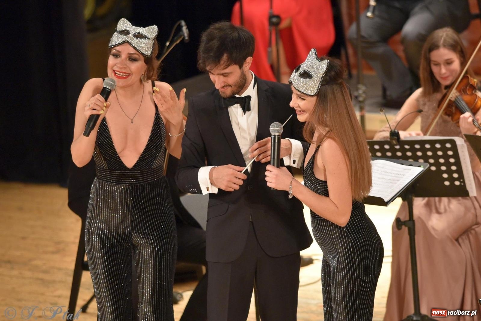 Zdjęcie w galerii na portalu naszraciborz.pl: Wielka Gala Operetkowa w RCK [FOTO i WIDEO] wiadomości z regionu