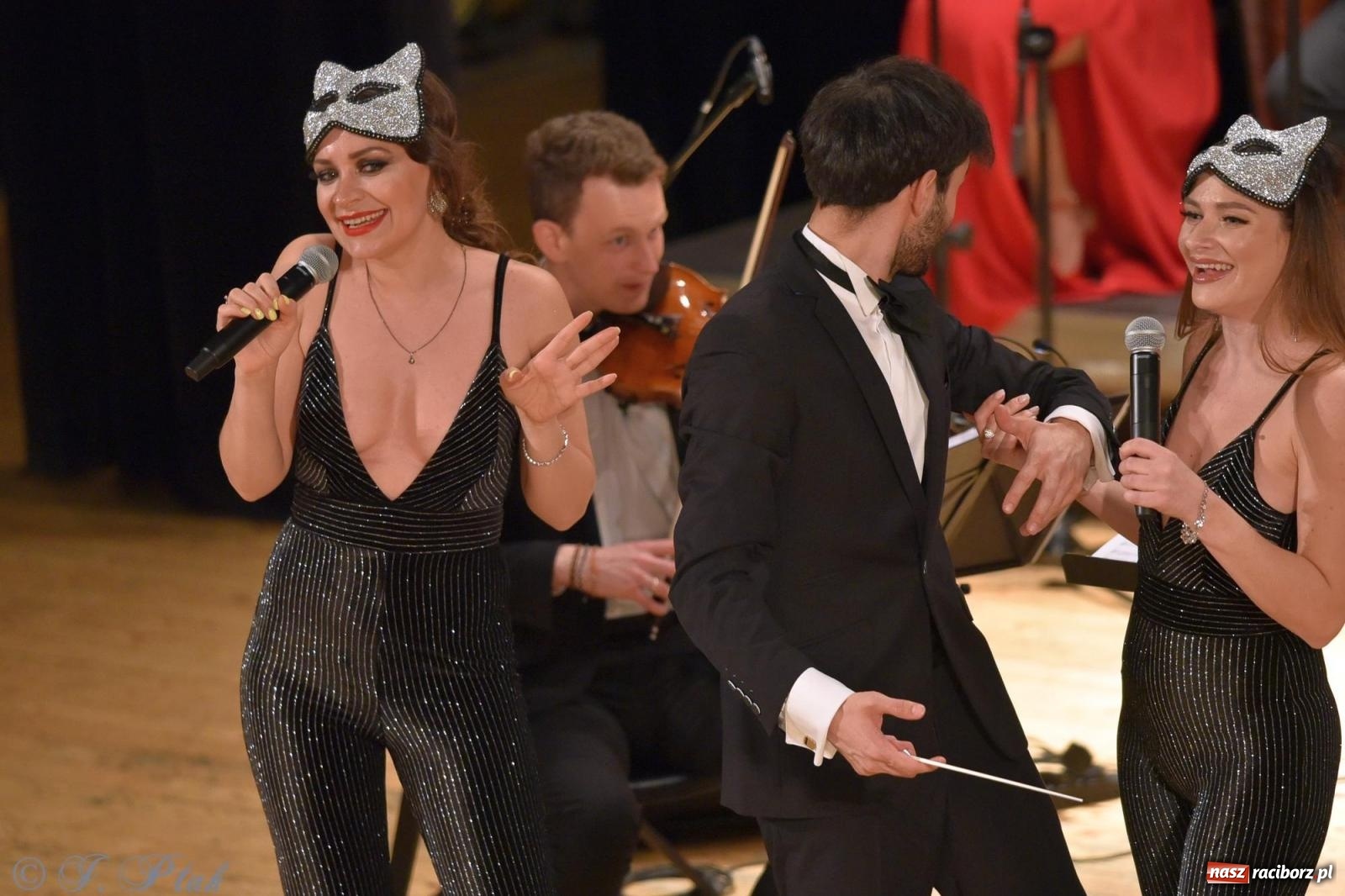 Zdjęcie w galerii na portalu naszraciborz.pl: Wielka Gala Operetkowa w RCK [FOTO i WIDEO] wiadomości z regionu