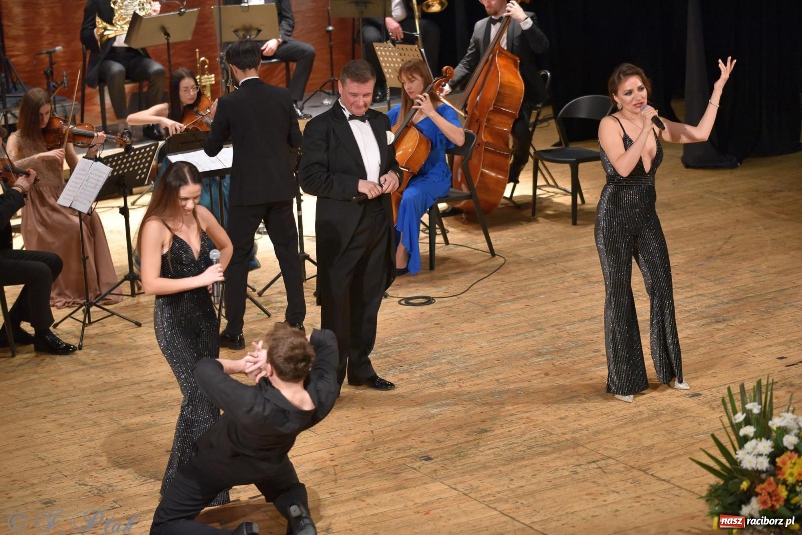 Zdjęcie w galerii na portalu naszraciborz.pl: Wielka Gala Operetkowa w RCK [FOTO i WIDEO] wiadomości z regionu