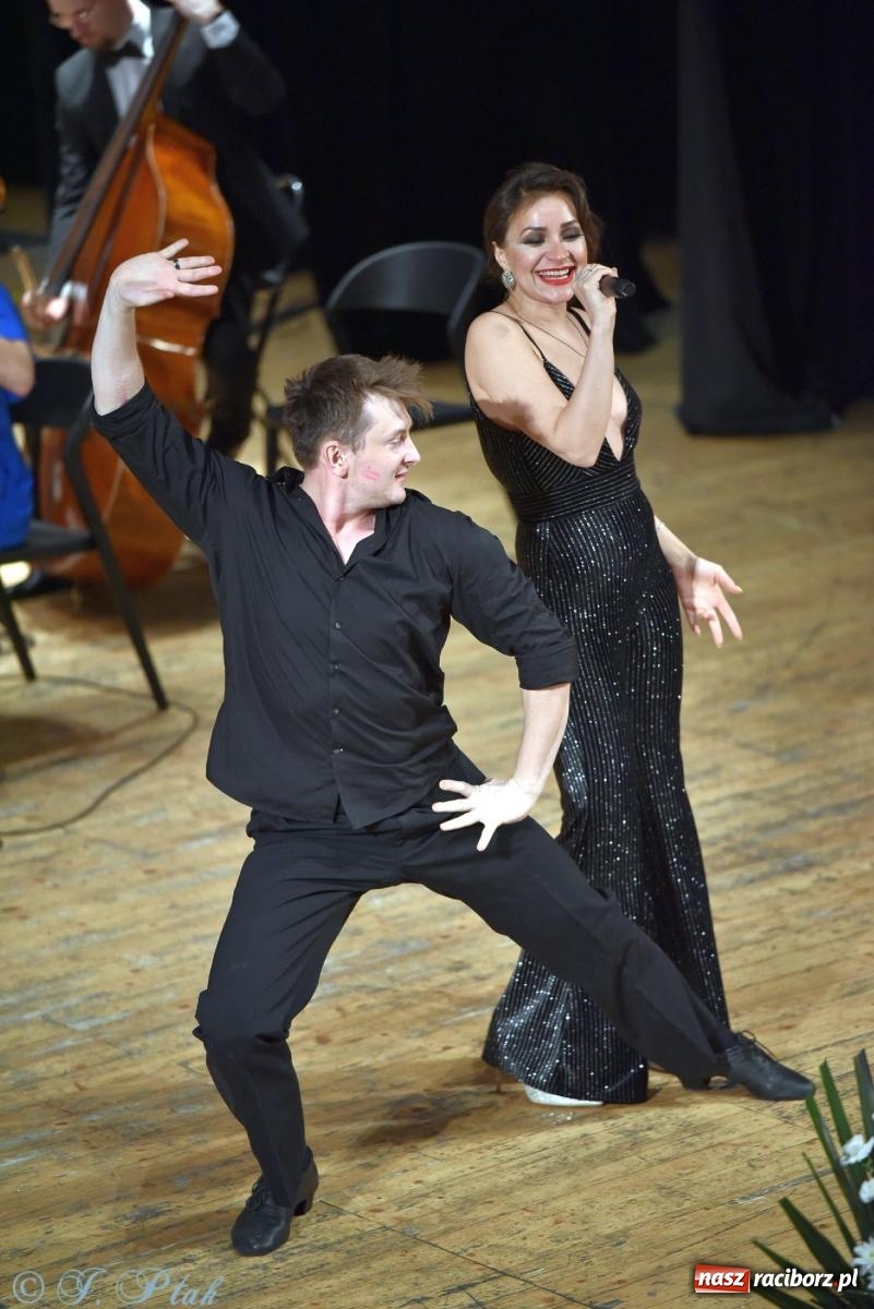 Zdjęcie w galerii na portalu naszraciborz.pl: Wielka Gala Operetkowa w RCK [FOTO i WIDEO] wiadomości z regionu