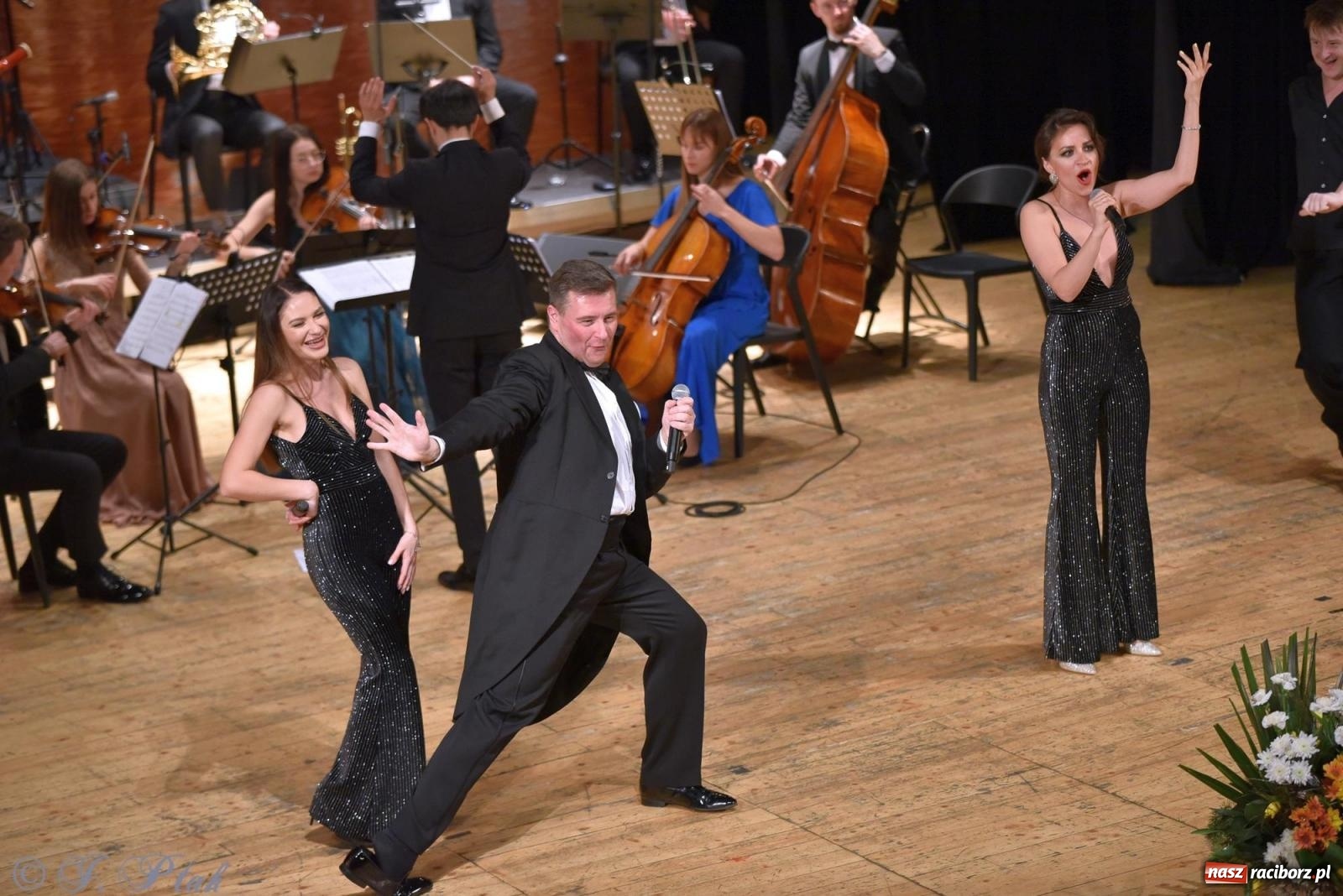 Zdjęcie w galerii na portalu naszraciborz.pl: Wielka Gala Operetkowa w RCK [FOTO i WIDEO] wiadomości z regionu