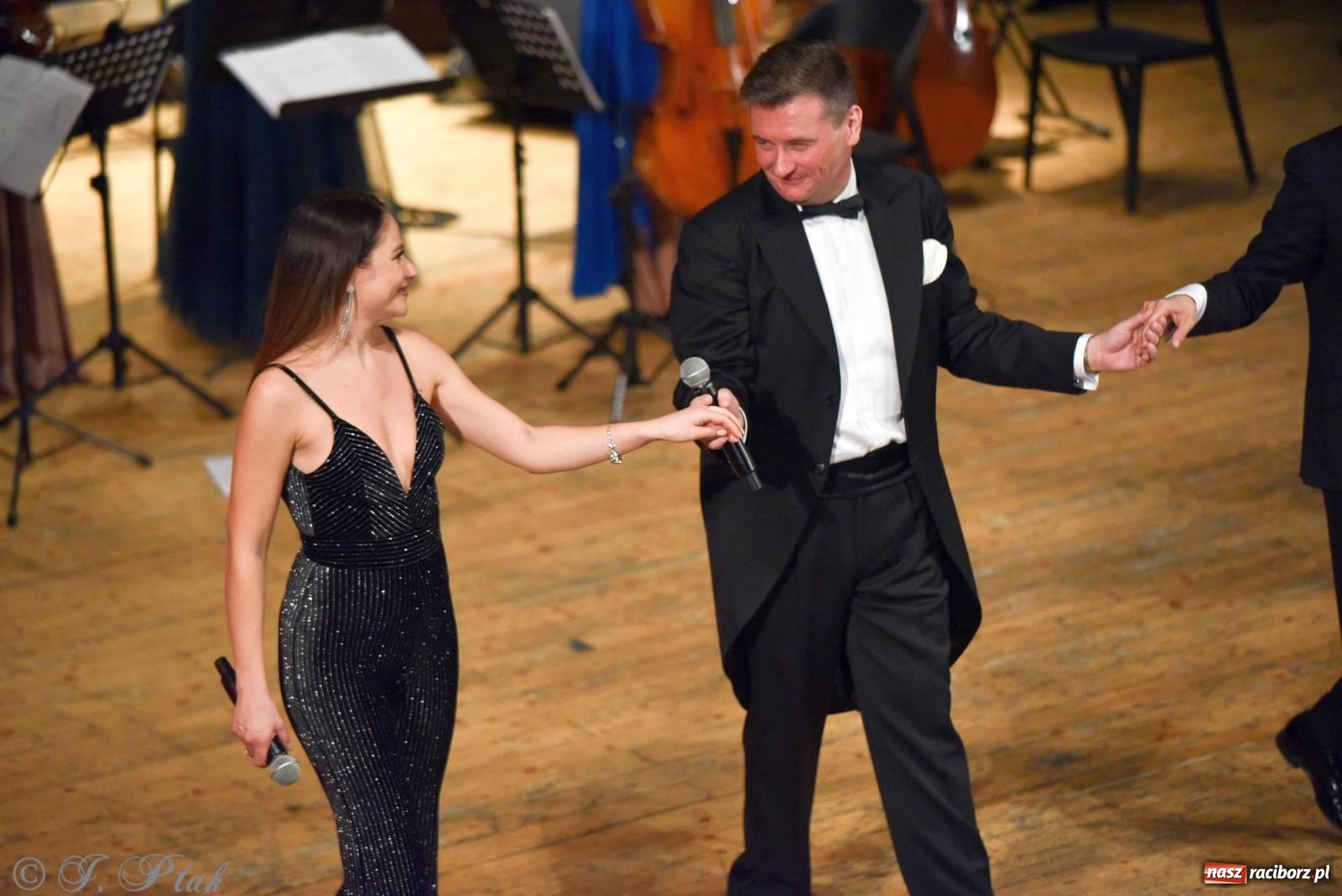 Zdjęcie w galerii na portalu naszraciborz.pl: Wielka Gala Operetkowa w RCK [FOTO i WIDEO] wiadomości z regionu