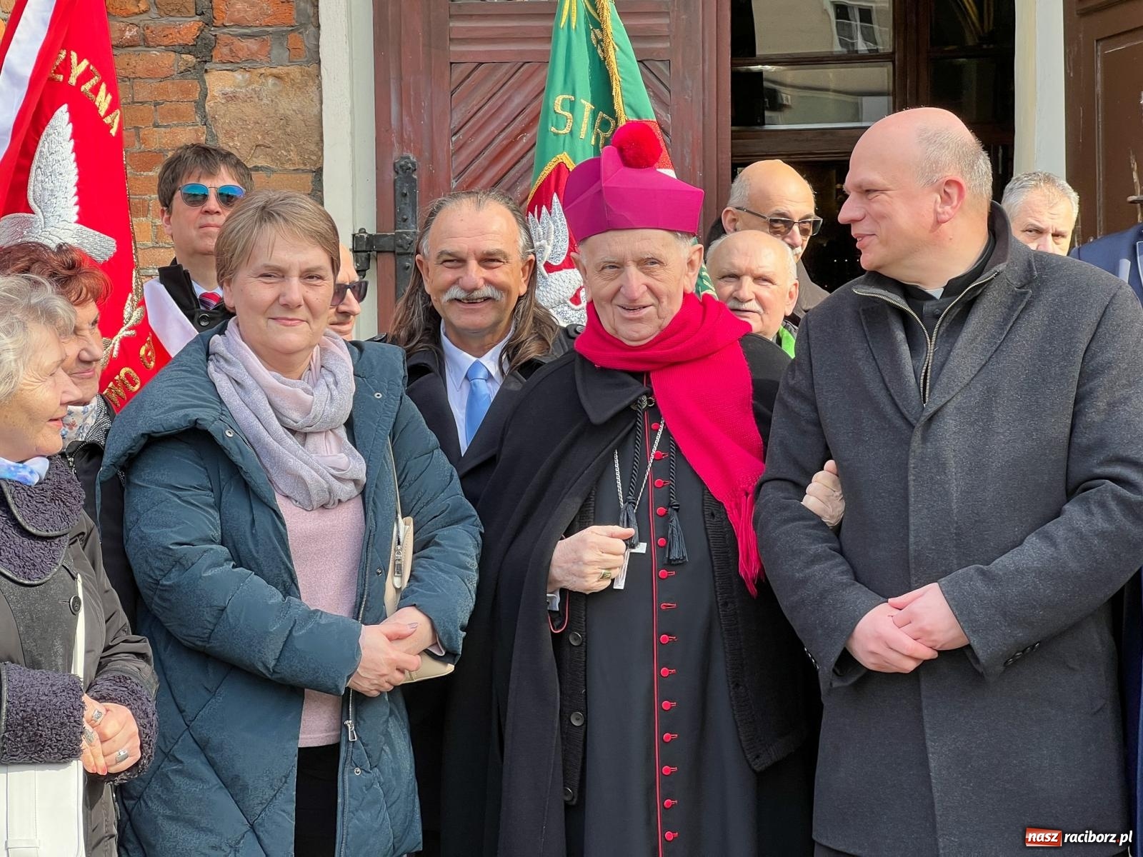 Zdjęcie w galerii na portalu naszraciborz.pl: Raciborskie obchody 90. rocznicy sakry biskupiej ks. Józefa Gawliny [FOTO i WIDEO] wiadomości z regionu