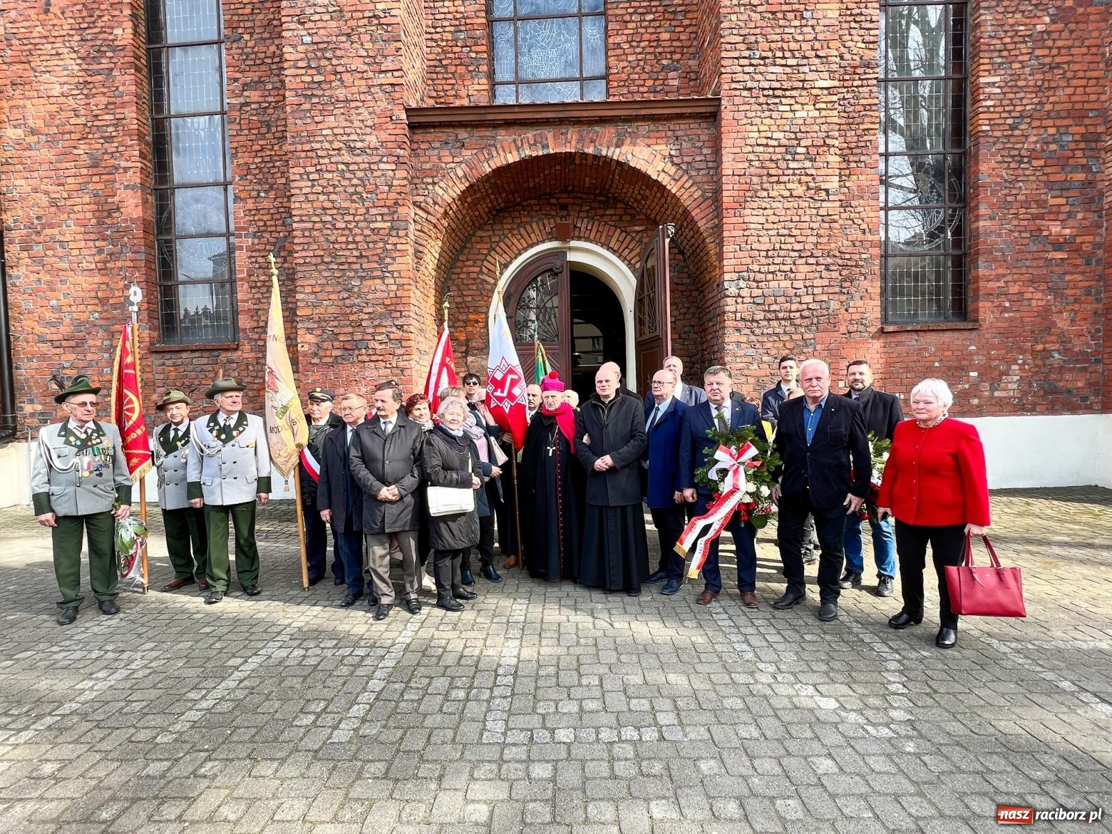 Zdjęcie w galerii na portalu naszraciborz.pl: Raciborskie obchody 90. rocznicy sakry biskupiej ks. Józefa Gawliny [FOTO i WIDEO] wiadomości z regionu