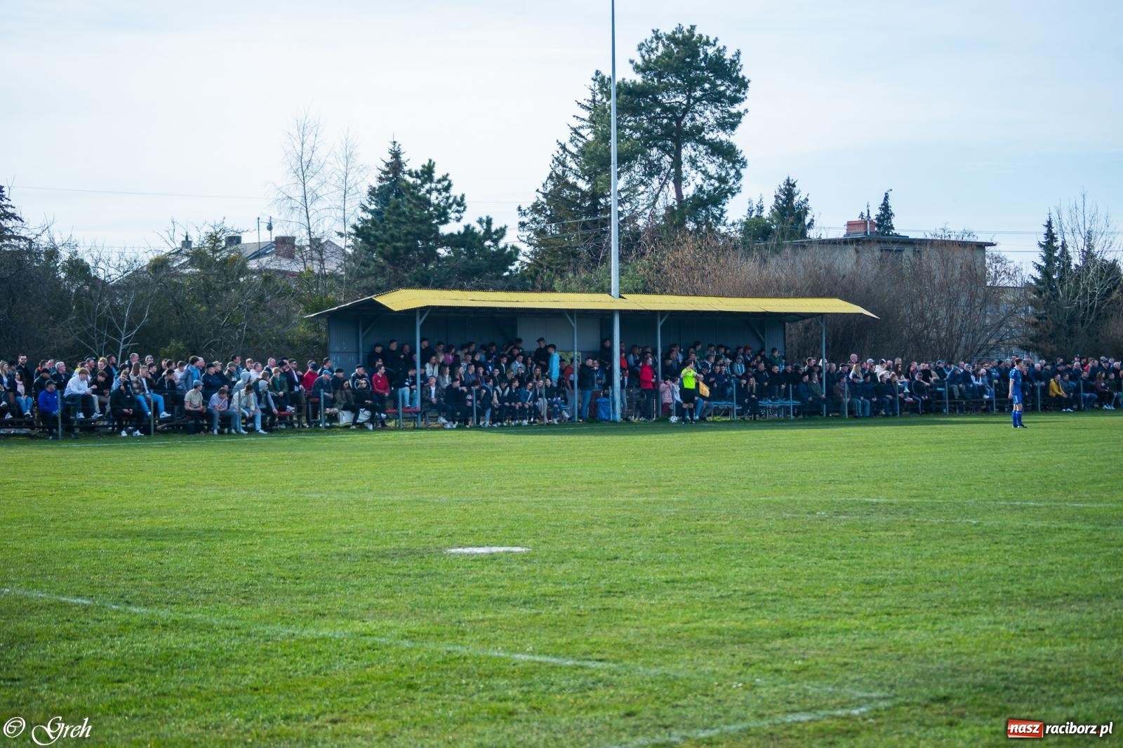 Zdjęcie w galerii na portalu naszraciborz.pl: Brzydkie derby przy Dworcowej. Krzyżanowice uratowały jeden punkt [FOTO] wiadomości z regionu