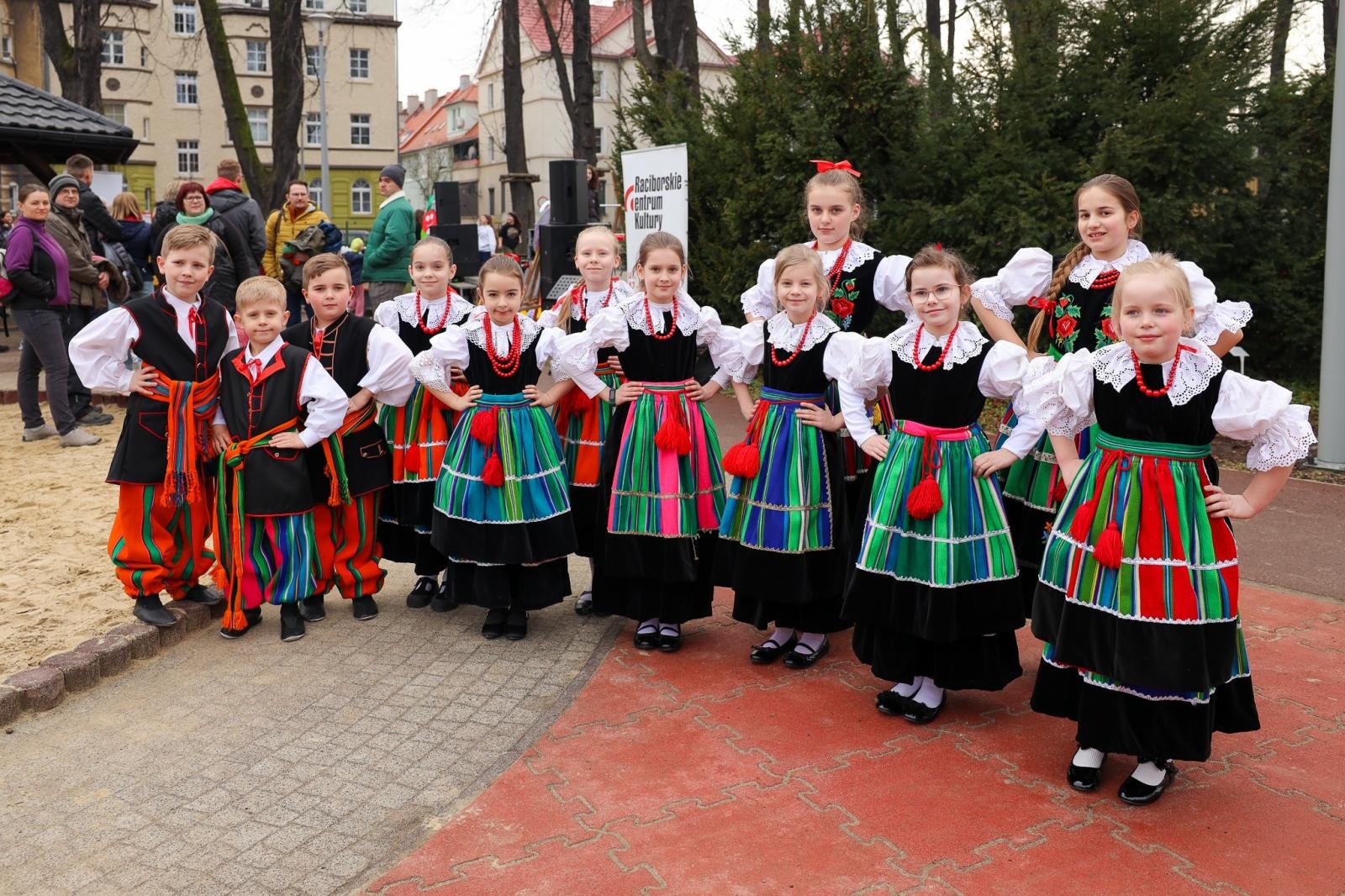 Zdjęcie w galerii na portalu naszraciborz.pl: Początek wiosny z Raciborskim Centrum Kultury wiadomości z regionu