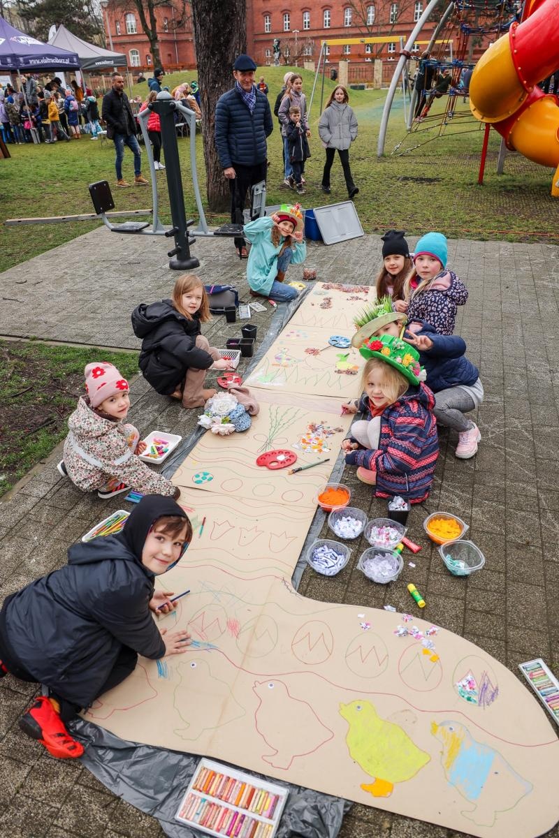 Zdjęcie w galerii na portalu naszraciborz.pl: Początek wiosny z Raciborskim Centrum Kultury wiadomości z regionu
