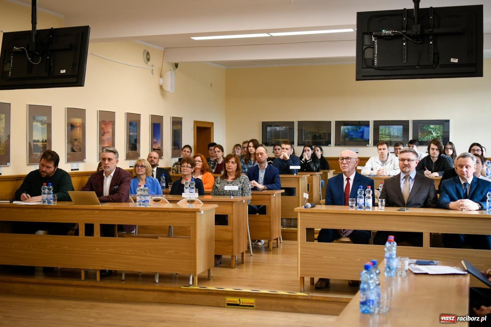 Zdjęcie w galerii na portalu naszraciborz.pl: Nowy etap w życiu raciborskiej uczelni. Uroczyste obrady senatu ANS wiadomości z regionu
