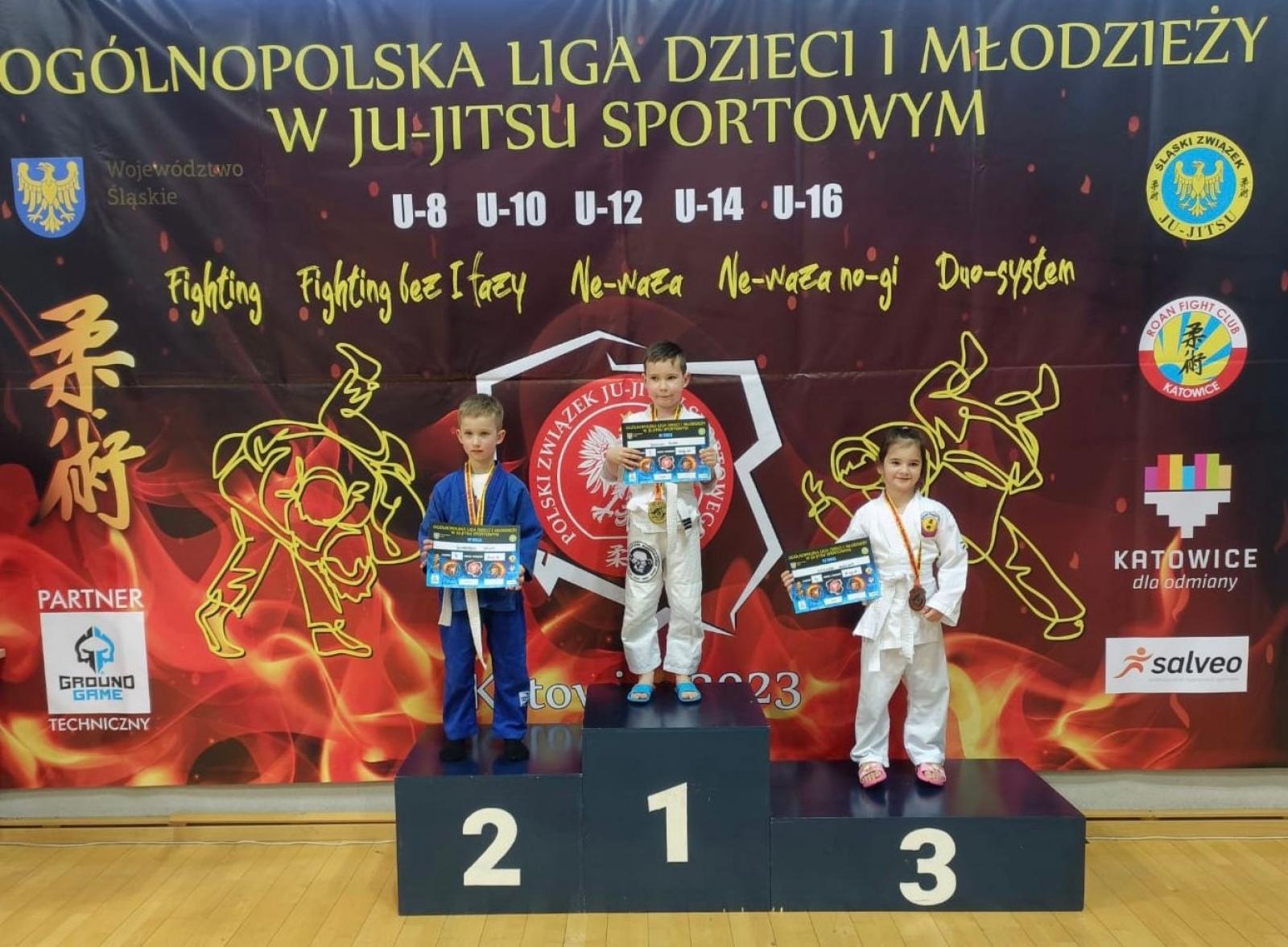 Zdjęcie w galerii na portalu naszraciborz.pl: Łamatorzy na podium w Katowicach wiadomości z regionu
