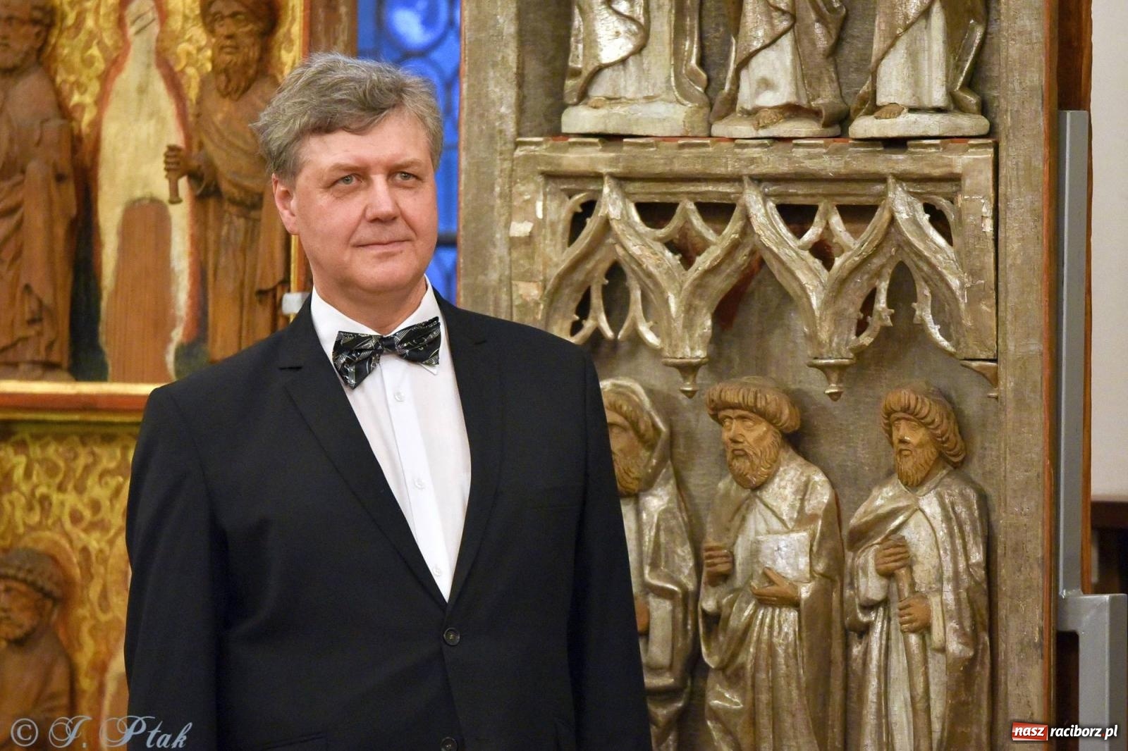 Zdjęcie w galerii na portalu naszraciborz.pl: Głubczycki chór Angelus Cantat wystąpił w raciborskim Muzeum wiadomości z regionu