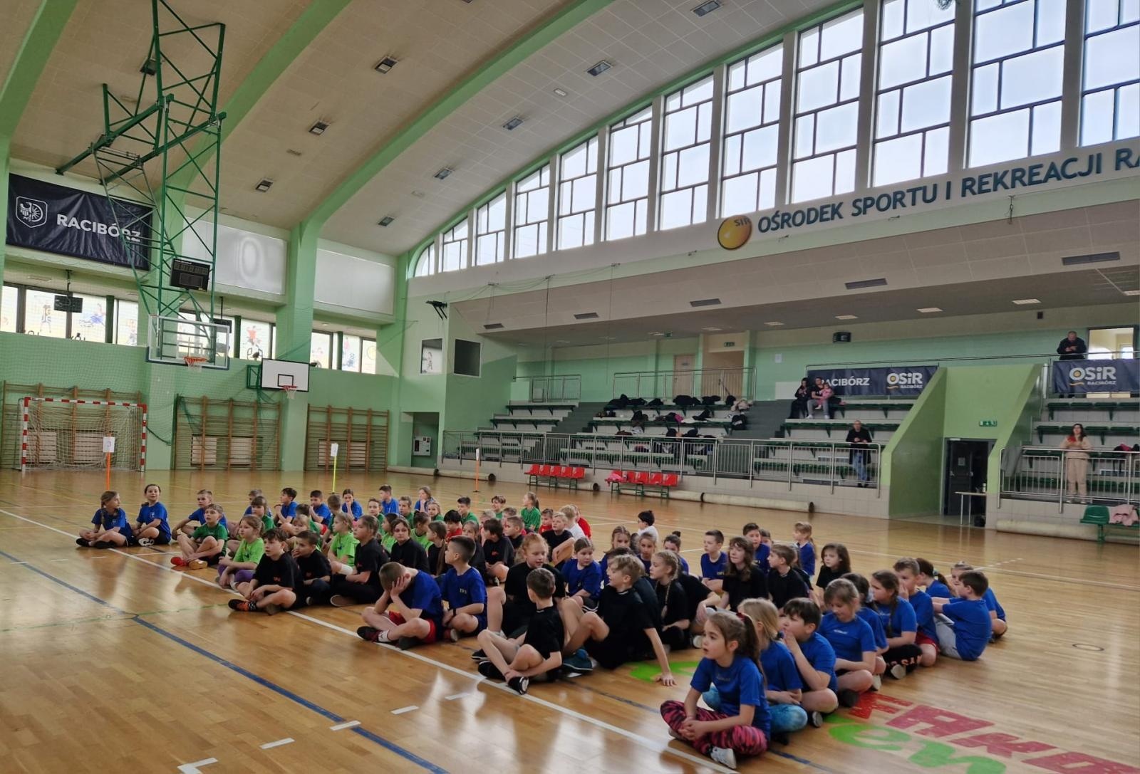 Zdjęcie w galerii na portalu naszraciborz.pl: Gotowi na sport - druga edycja sportowych zmagań w Raciborzu wiadomości z regionu