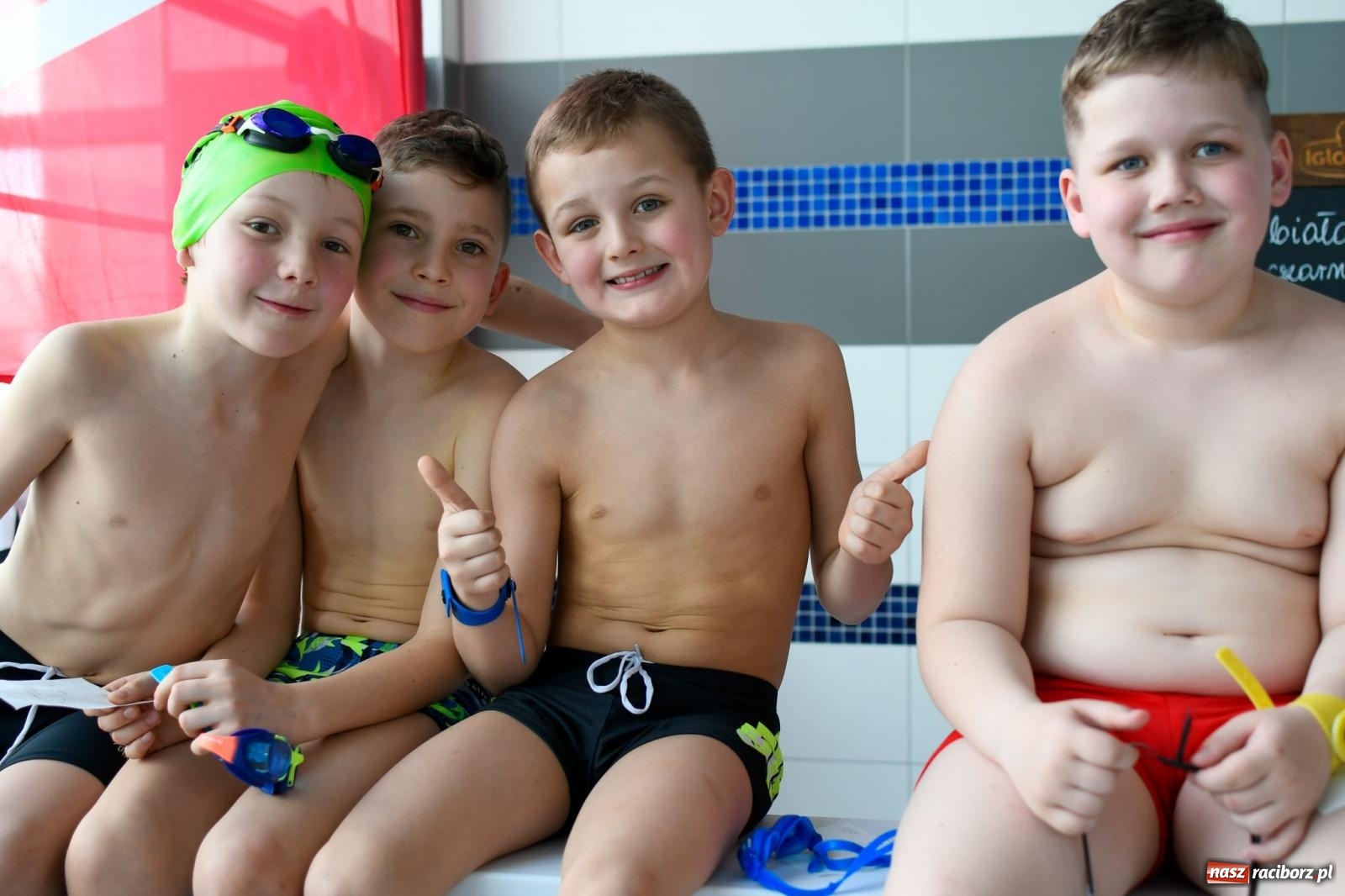 Zdjęcie w galerii na portalu naszraciborz.pl: Umiem pływać. Przyszli mistrzowie rywalizowali w H2Ostróg [FOTO i WIDEO] wiadomości z regionu