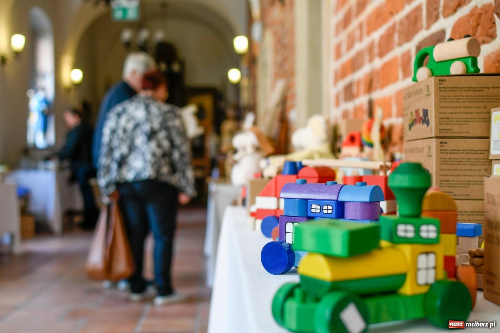 Zdjęcie w galerii na portalu naszraciborz.pl: W starym opactwie w Rudach ruszył wielkanocny jarmark [FOTO i WIDEO] wiadomości z regionu