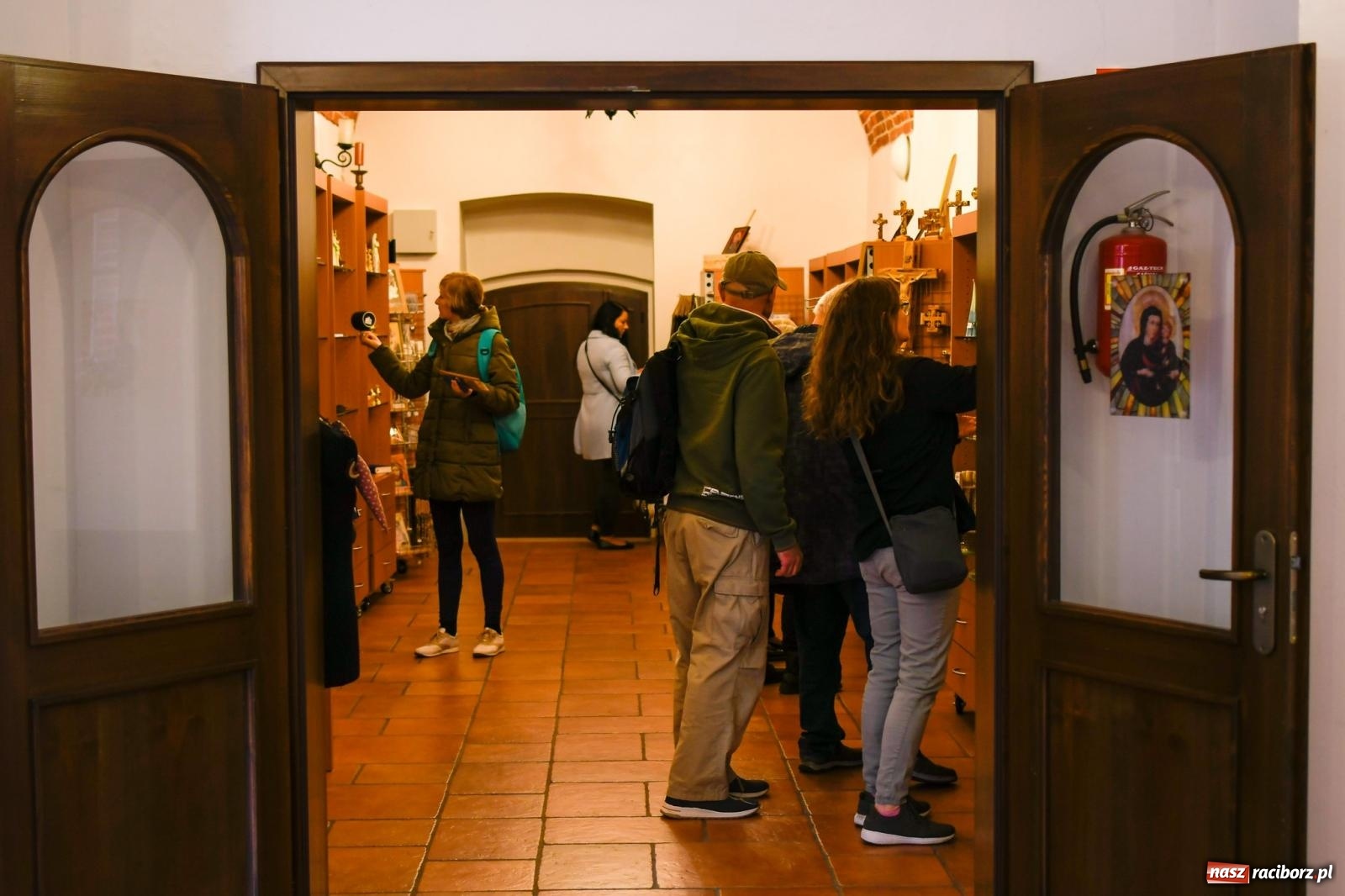 Zdjęcie w galerii na portalu naszraciborz.pl: W starym opactwie w Rudach ruszył wielkanocny jarmark [FOTO i WIDEO] wiadomości z regionu
