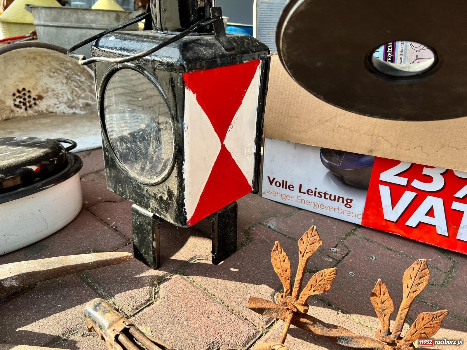 Zdjęcie w galerii na portalu naszraciborz.pl: Wiosna rozruszała targ staroci w Pietrowicach Wielkich [FOTO i WIDEO] wiadomości z regionu