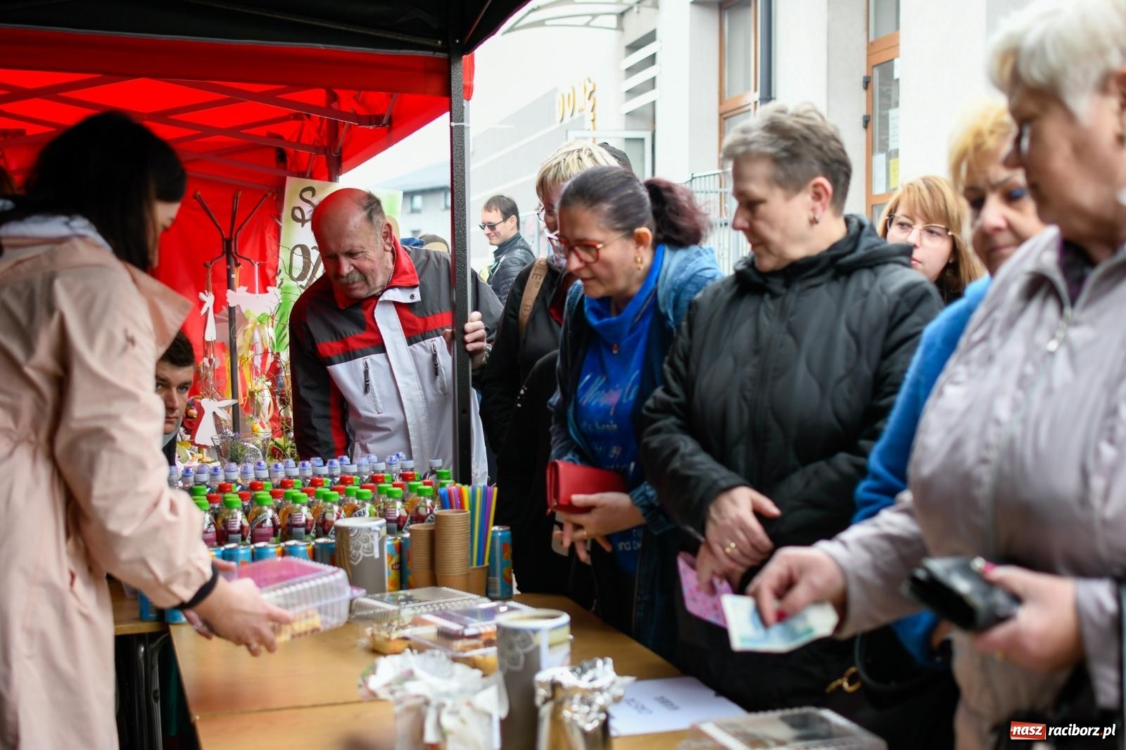 Zdjęcie w galerii na portalu naszraciborz.pl: Bojanów i gmina Krzanowice mają moc. Silni wiarą w marzenia pomagają Angelice [FOTO i WIDEO] wiadomości z regionu