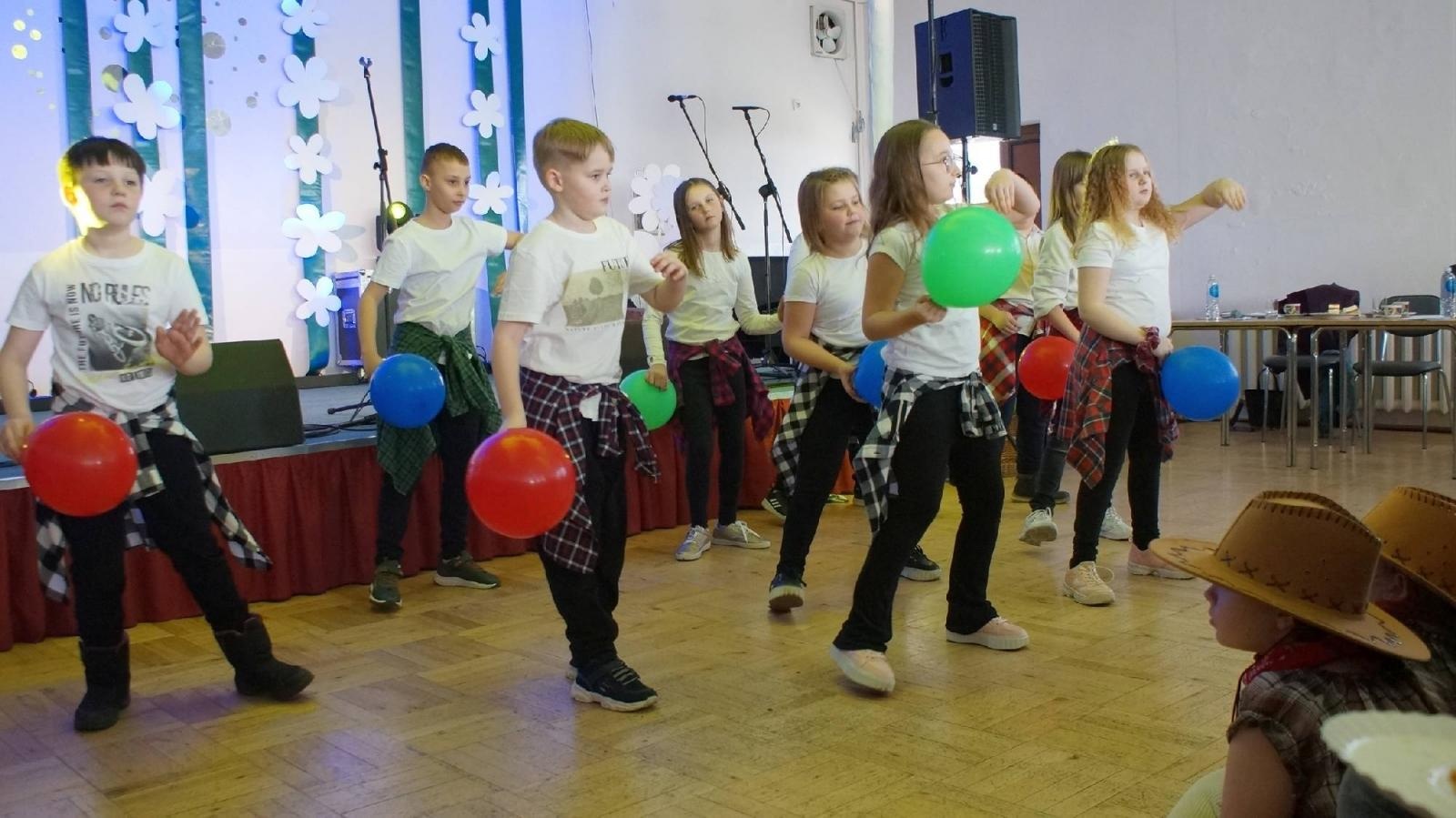 Zdjęcie w galerii na portalu naszraciborz.pl: Otwarte serca w Bojanowie. Koncert dla Angeliki [FOTO] wiadomości z regionu