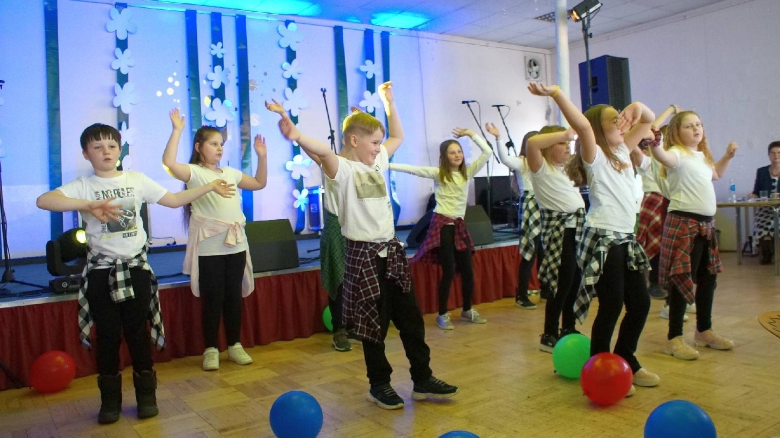Zdjęcie w galerii na portalu naszraciborz.pl: Otwarte serca w Bojanowie. Koncert dla Angeliki [FOTO] wiadomości z regionu