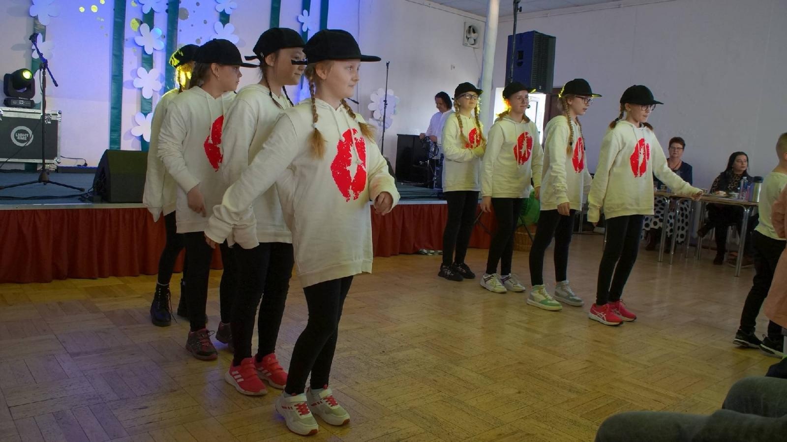 Zdjęcie w galerii na portalu naszraciborz.pl: Otwarte serca w Bojanowie. Koncert dla Angeliki [FOTO] wiadomości z regionu