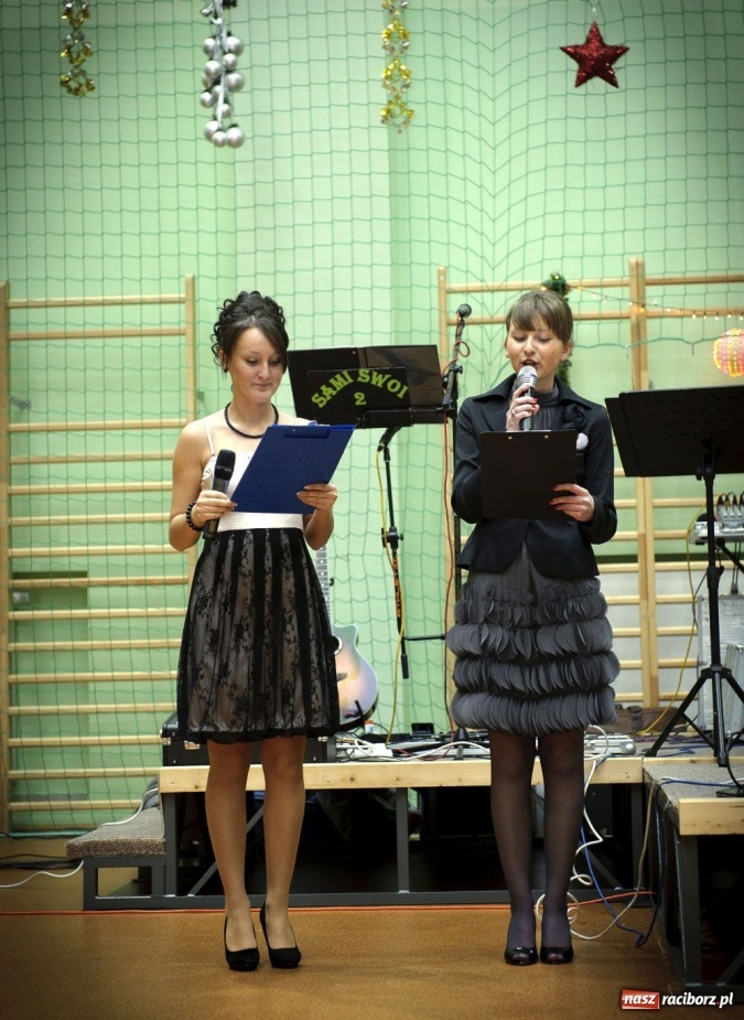 Zdjęcie w galerii na portalu naszraciborz.pl: Studniówka maturzystów z Kasprowicza wiadomości z regionu