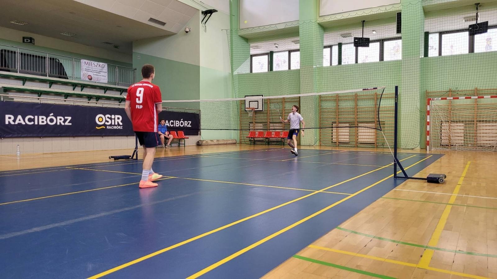 Zdjęcie w galerii na portalu naszraciborz.pl: ZSO 1 triumfuje w turnieju badmintona wiadomości z regionu