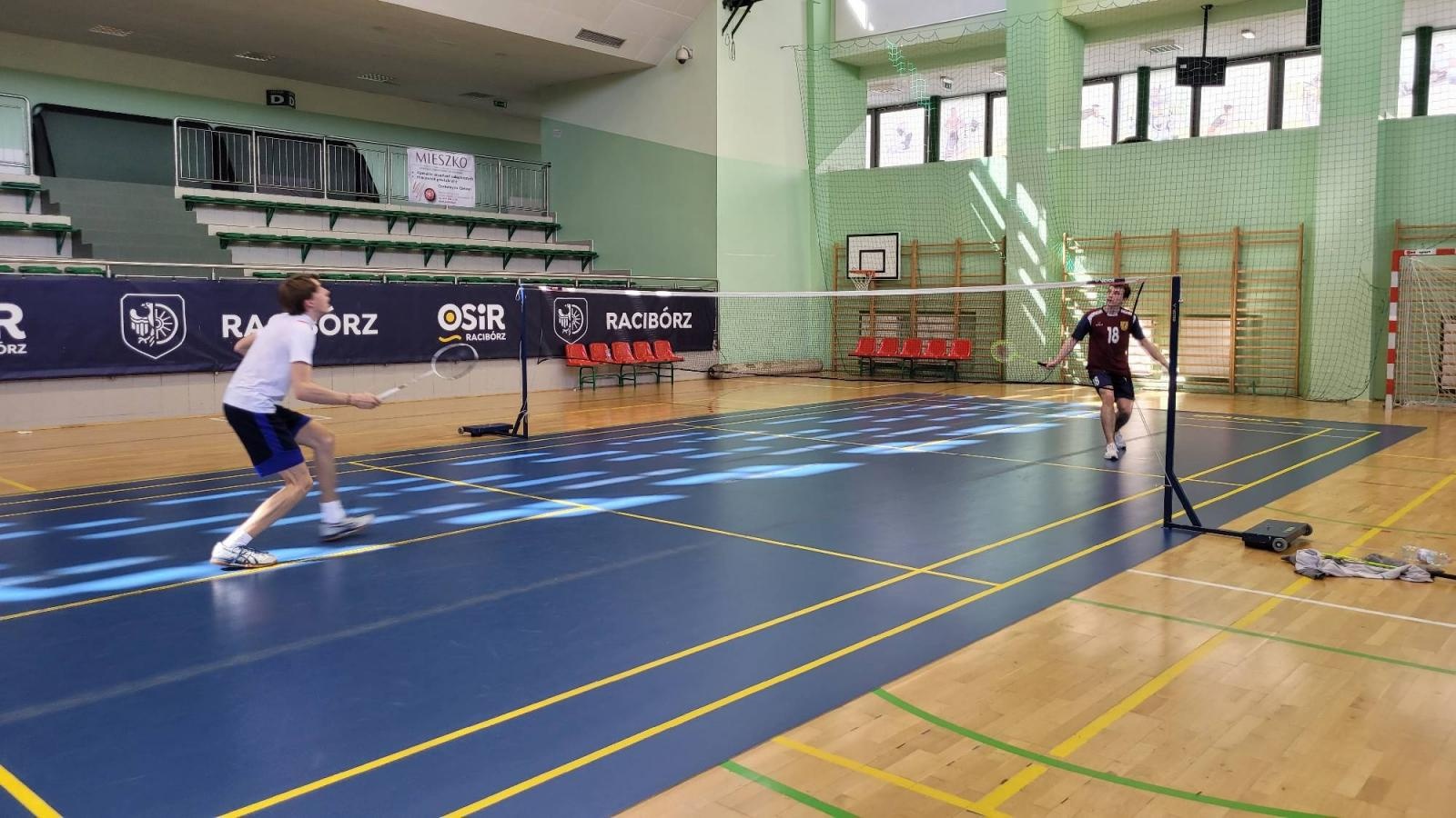 Zdjęcie w galerii na portalu naszraciborz.pl: ZSO 1 triumfuje w turnieju badmintona wiadomości z regionu