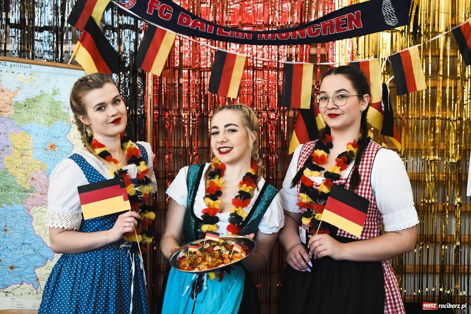 Zdjęcie w galerii na portalu naszraciborz.pl: Kuszenie ósmoklasistów. W szkołach ponadpodstawowych trwają dni otwarte [FOTO i WIDEO] wiadomości z regionu