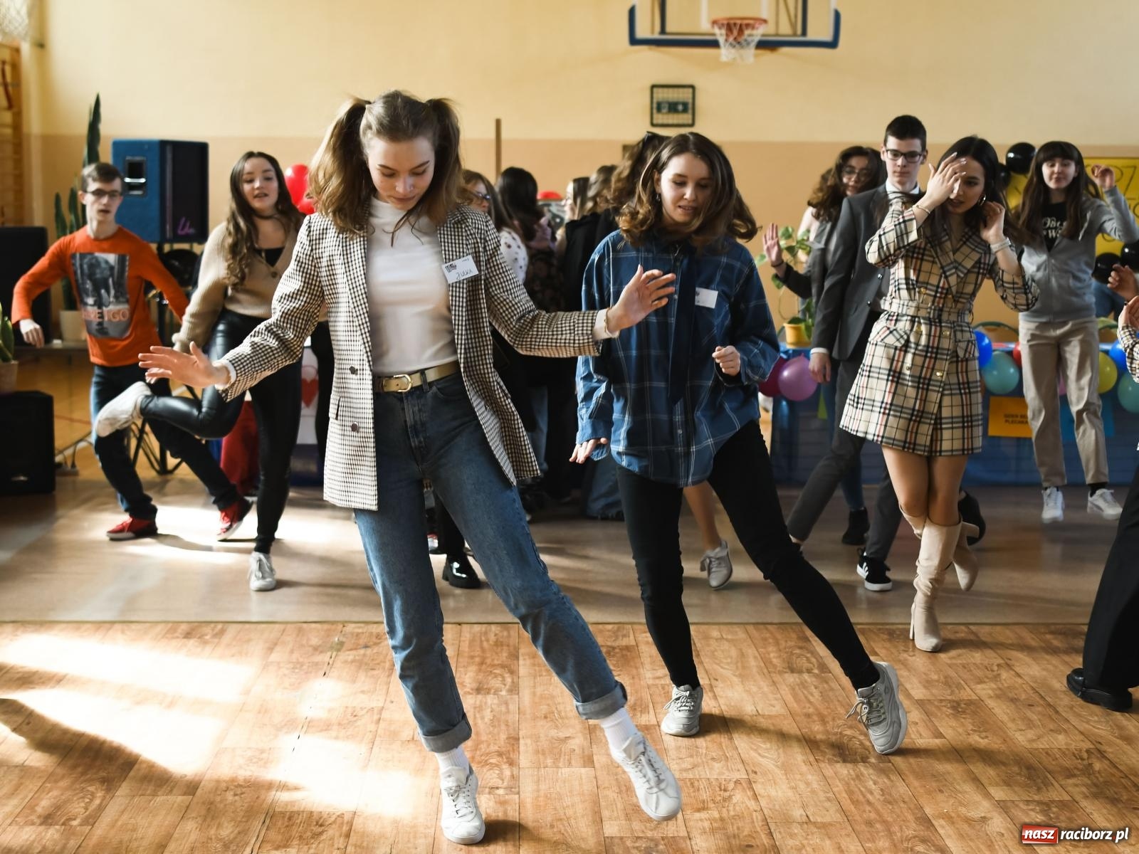 Zdjęcie w galerii na portalu naszraciborz.pl: Kuszenie ósmoklasistów. W szkołach ponadpodstawowych trwają dni otwarte [FOTO i WIDEO] wiadomości z regionu