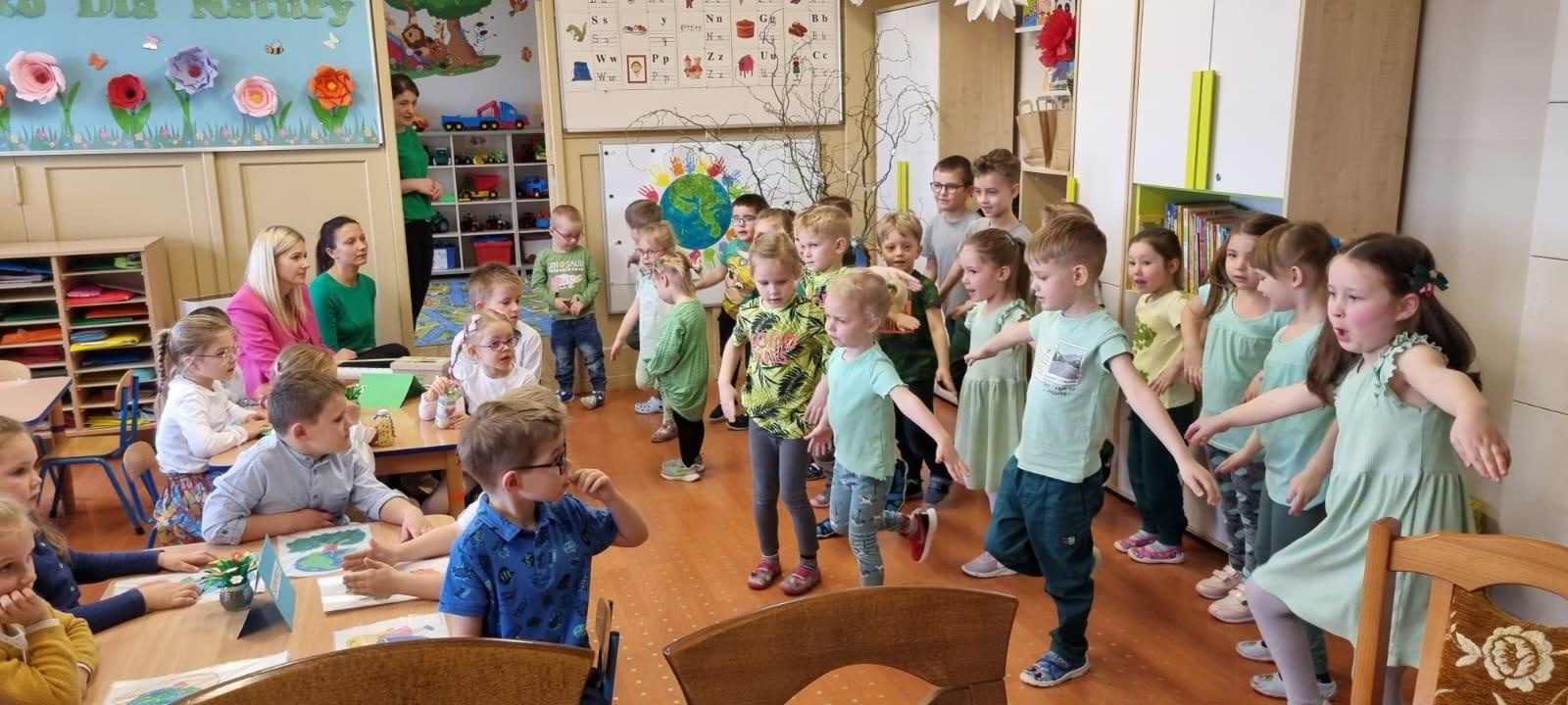 Zdjęcie w galerii na portalu naszraciborz.pl: Przedszkolaki z gminy Rudnik wykazały się ekologiczną wiedzą i świadomością wiadomości z regionu