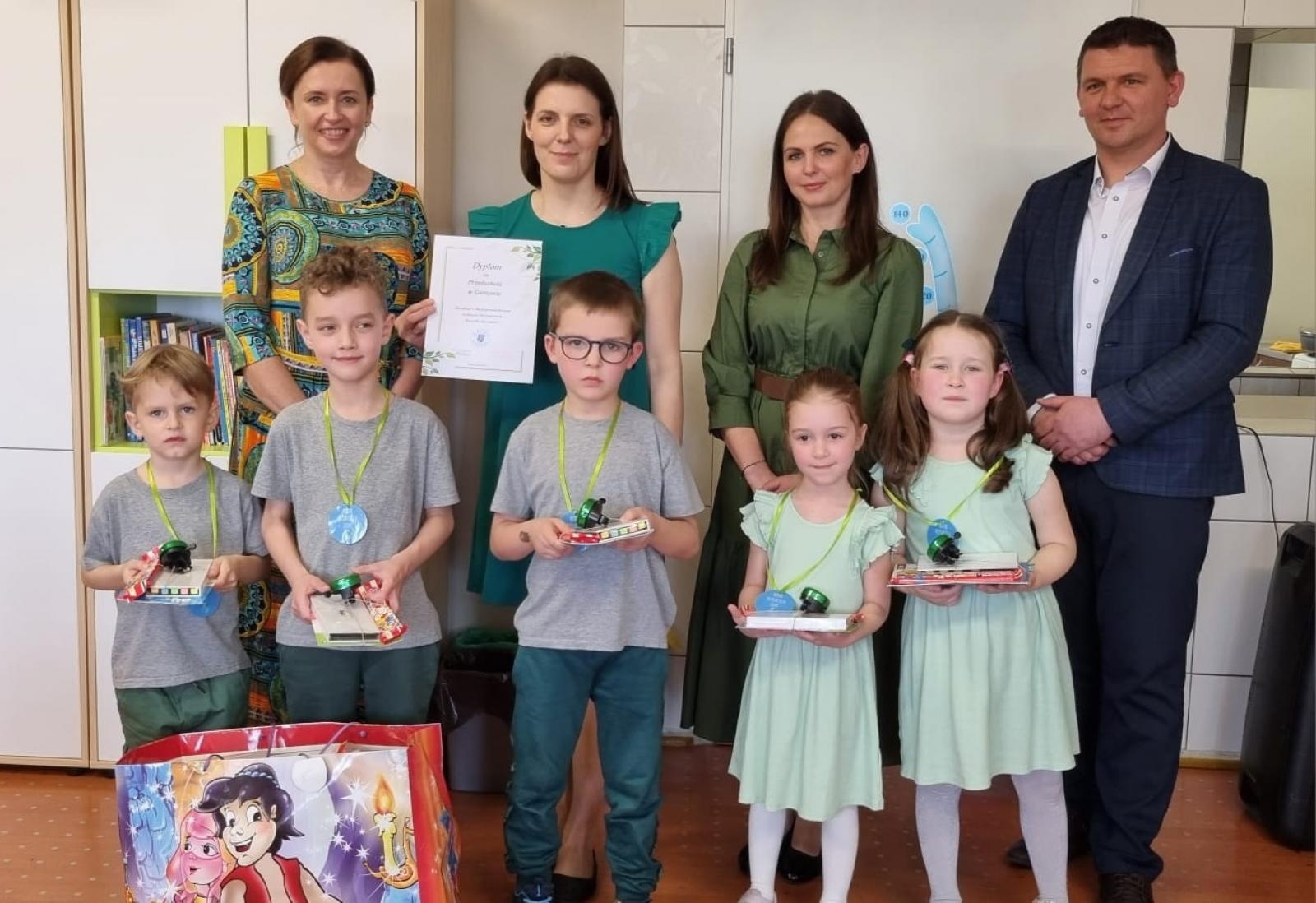 Zdjęcie w galerii na portalu naszraciborz.pl: Przedszkolaki z gminy Rudnik wykazały się ekologiczną wiedzą i świadomością wiadomości z regionu
