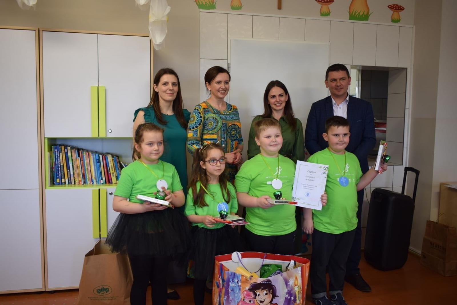 Zdjęcie w galerii na portalu naszraciborz.pl: Przedszkolaki z gminy Rudnik wykazały się ekologiczną wiedzą i świadomością wiadomości z regionu