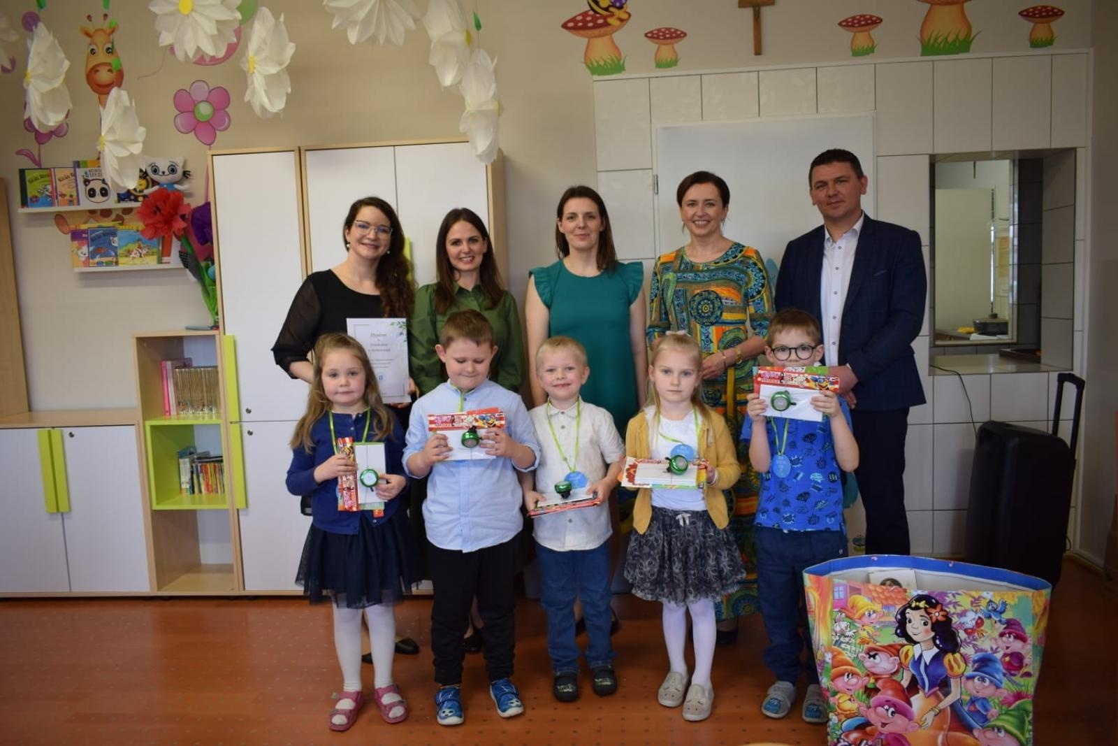 Zdjęcie w galerii na portalu naszraciborz.pl: Przedszkolaki z gminy Rudnik wykazały się ekologiczną wiedzą i świadomością wiadomości z regionu