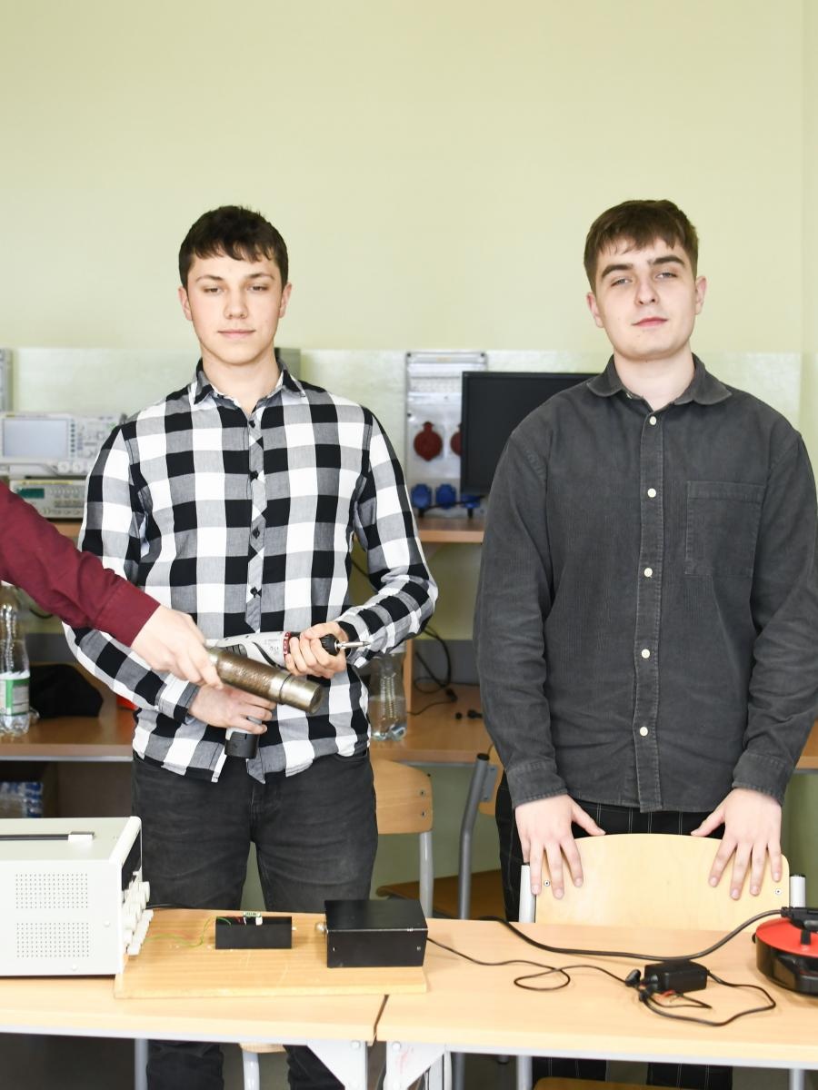 Zdjęcie w galerii na portalu naszraciborz.pl: Świat techniki i innowacji. Drzwi otwarte w Mechaniku [FOTO] wiadomości z regionu