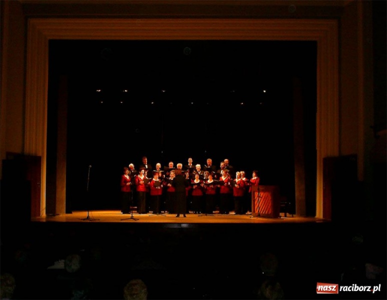 Zdjęcie w galerii na portalu naszraciborz.pl: Wieczór kolęd w RCK wiadomości z regionu