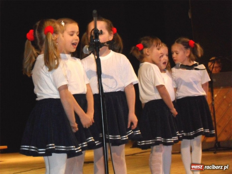 Zdjęcie w galerii na portalu naszraciborz.pl: Wieczór kolęd w RCK wiadomości z regionu