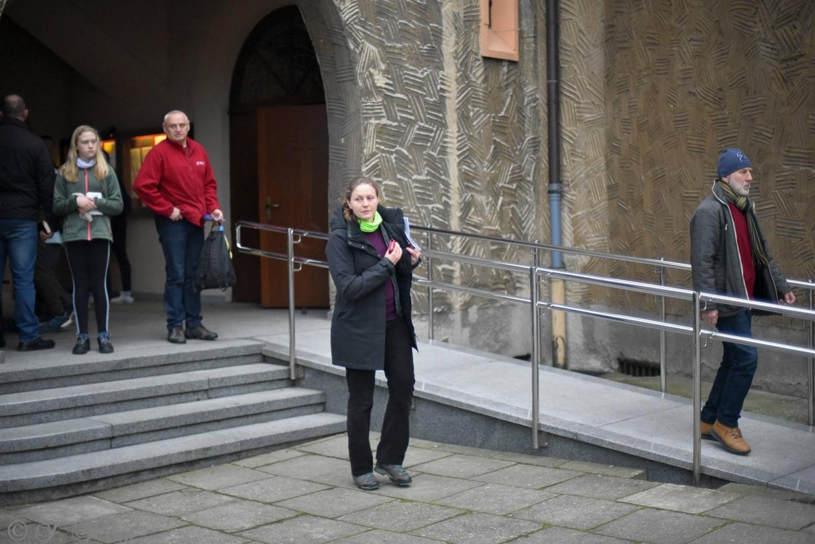 Zdjęcie w galerii na portalu naszraciborz.pl: Idę, bo szukam nadziei. Na szlaku Ekstremalnej Drogi Krzyżowej z Raciborza wiadomości z regionu