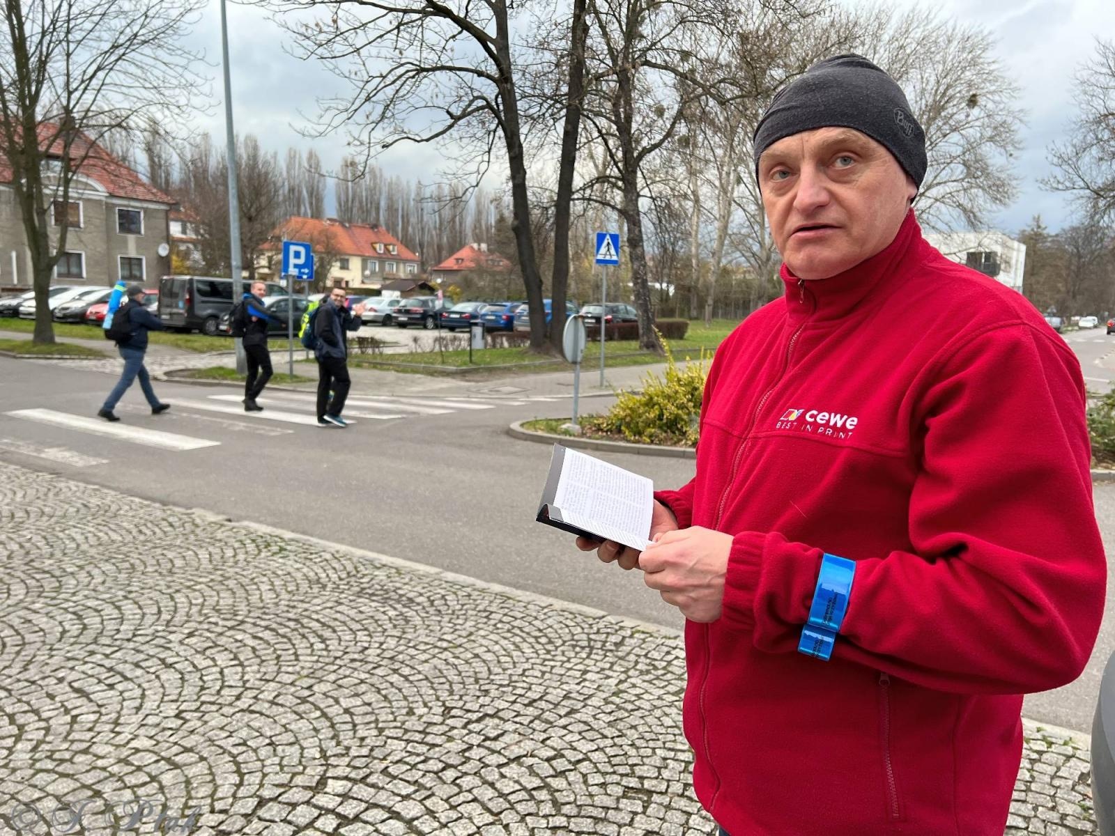 Zdjęcie w galerii na portalu naszraciborz.pl: Idę, bo szukam nadziei. Na szlaku Ekstremalnej Drogi Krzyżowej z Raciborza wiadomości z regionu