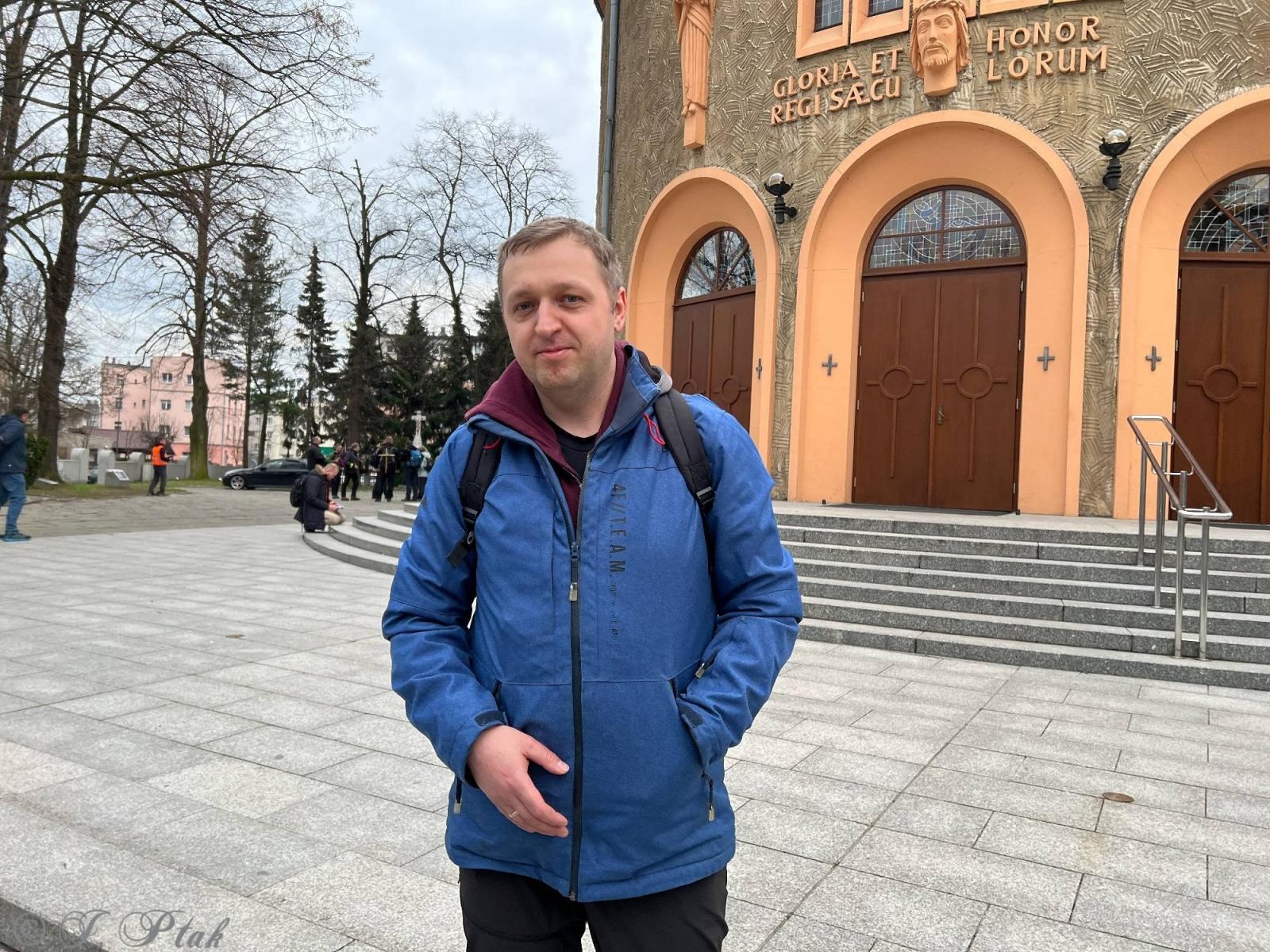 Zdjęcie w galerii na portalu naszraciborz.pl: Idę, bo szukam nadziei. Na szlaku Ekstremalnej Drogi Krzyżowej z Raciborza wiadomości z regionu