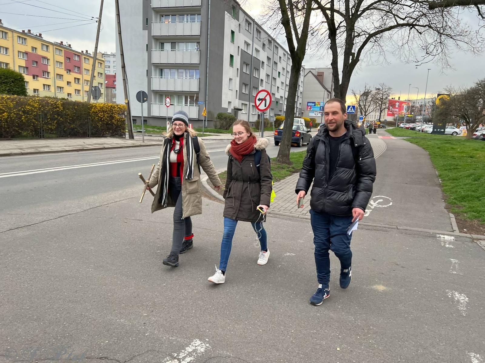 Zdjęcie w galerii na portalu naszraciborz.pl: Idę, bo szukam nadziei. Na szlaku Ekstremalnej Drogi Krzyżowej z Raciborza wiadomości z regionu
