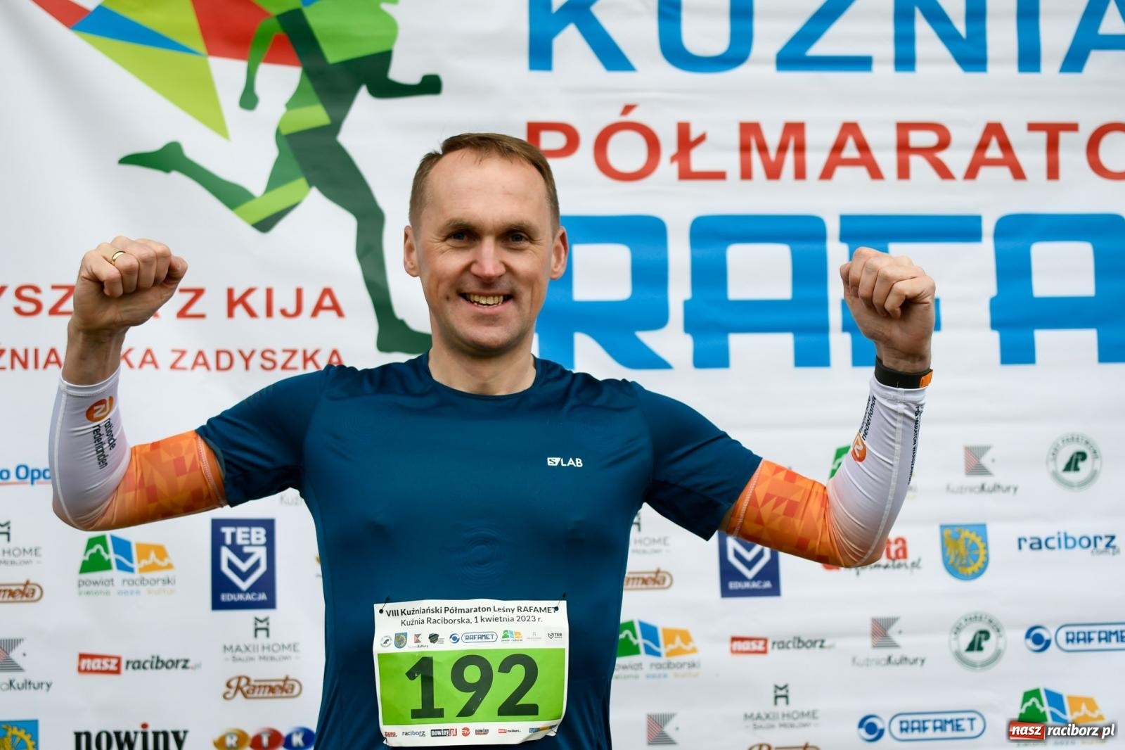 Zdjęcie w galerii na portalu naszraciborz.pl: Mateusz Mrówka wygrał VIII Kuźniański Półmaraton Leśny RAFAMET [FOTO i WIDEO] wiadomości z regionu